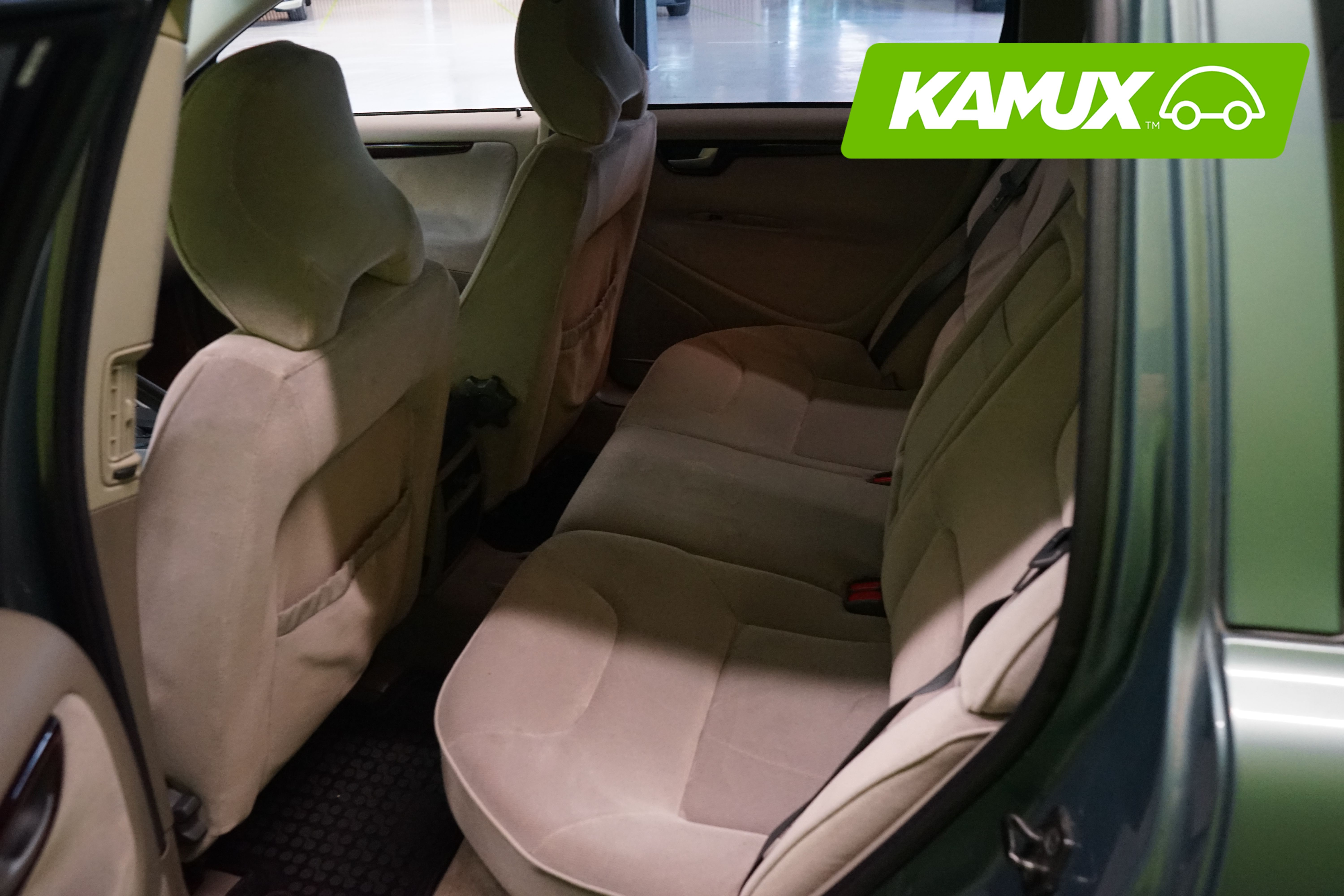Volvo V70 2003