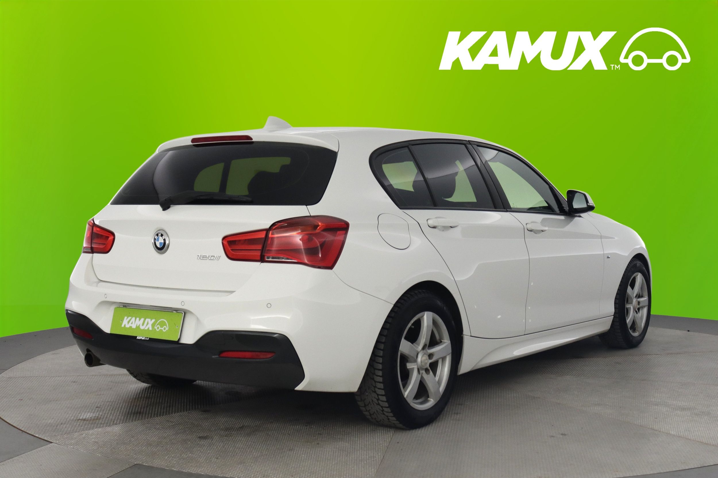BMW 120 2015