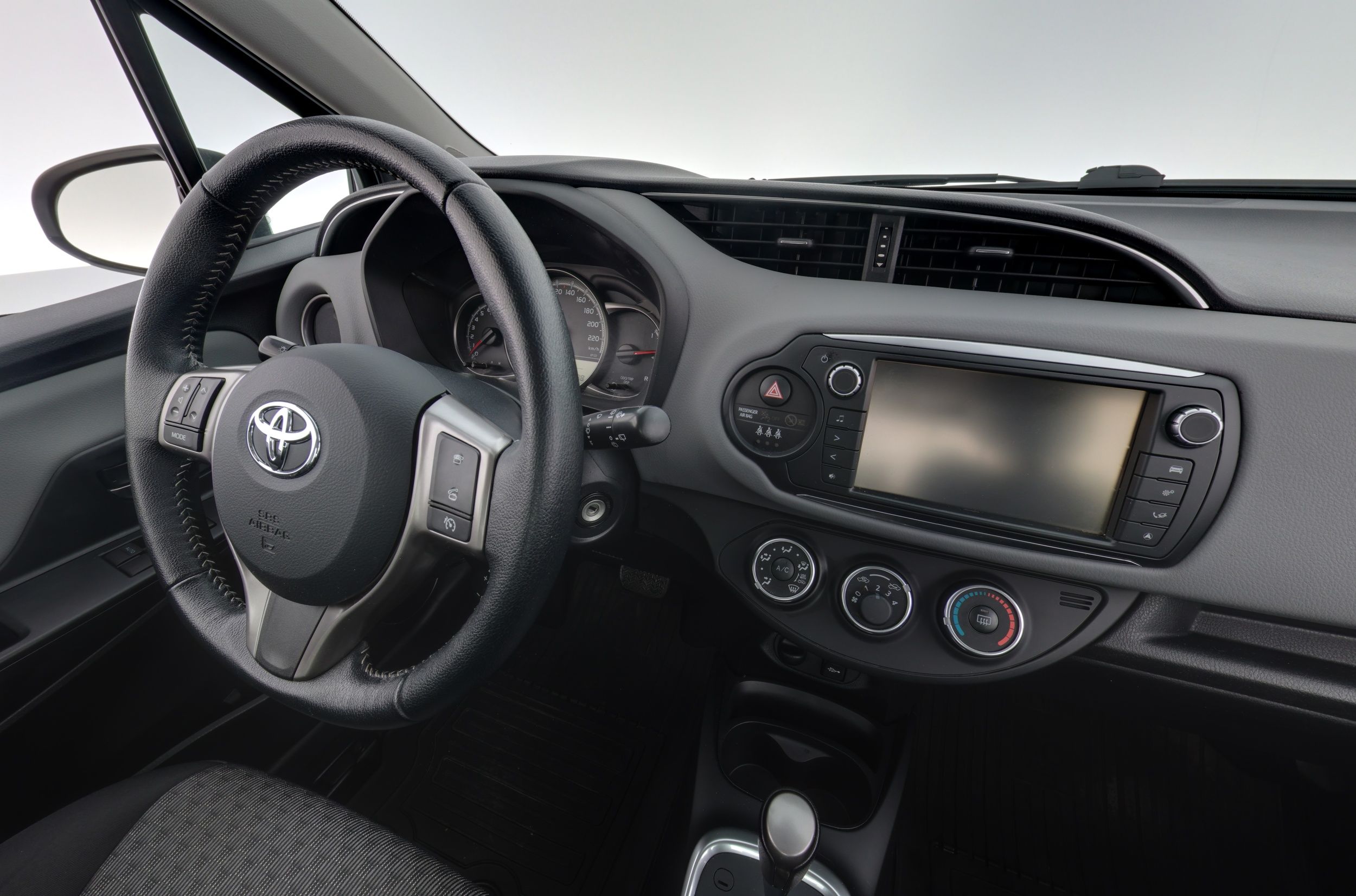 Toyota Yaris 2015