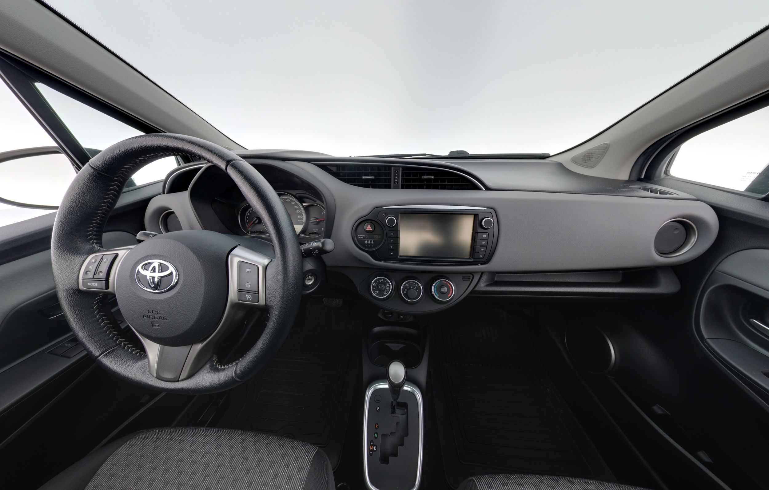 Toyota Yaris 2015