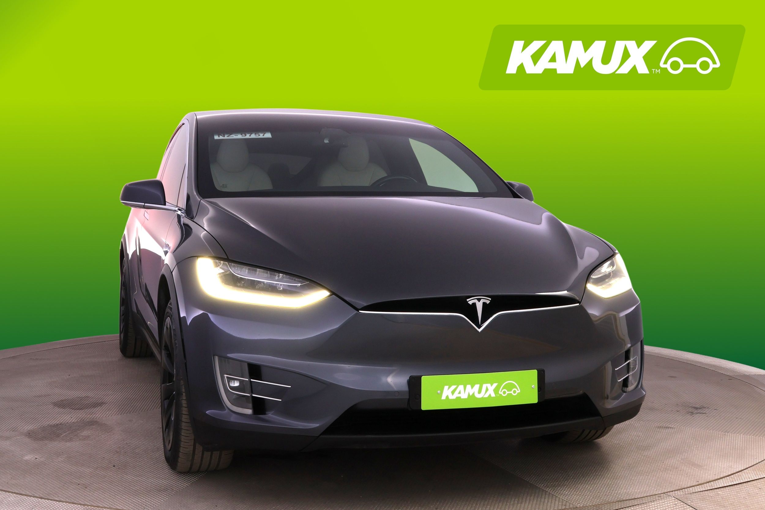 Tesla Model X 2020