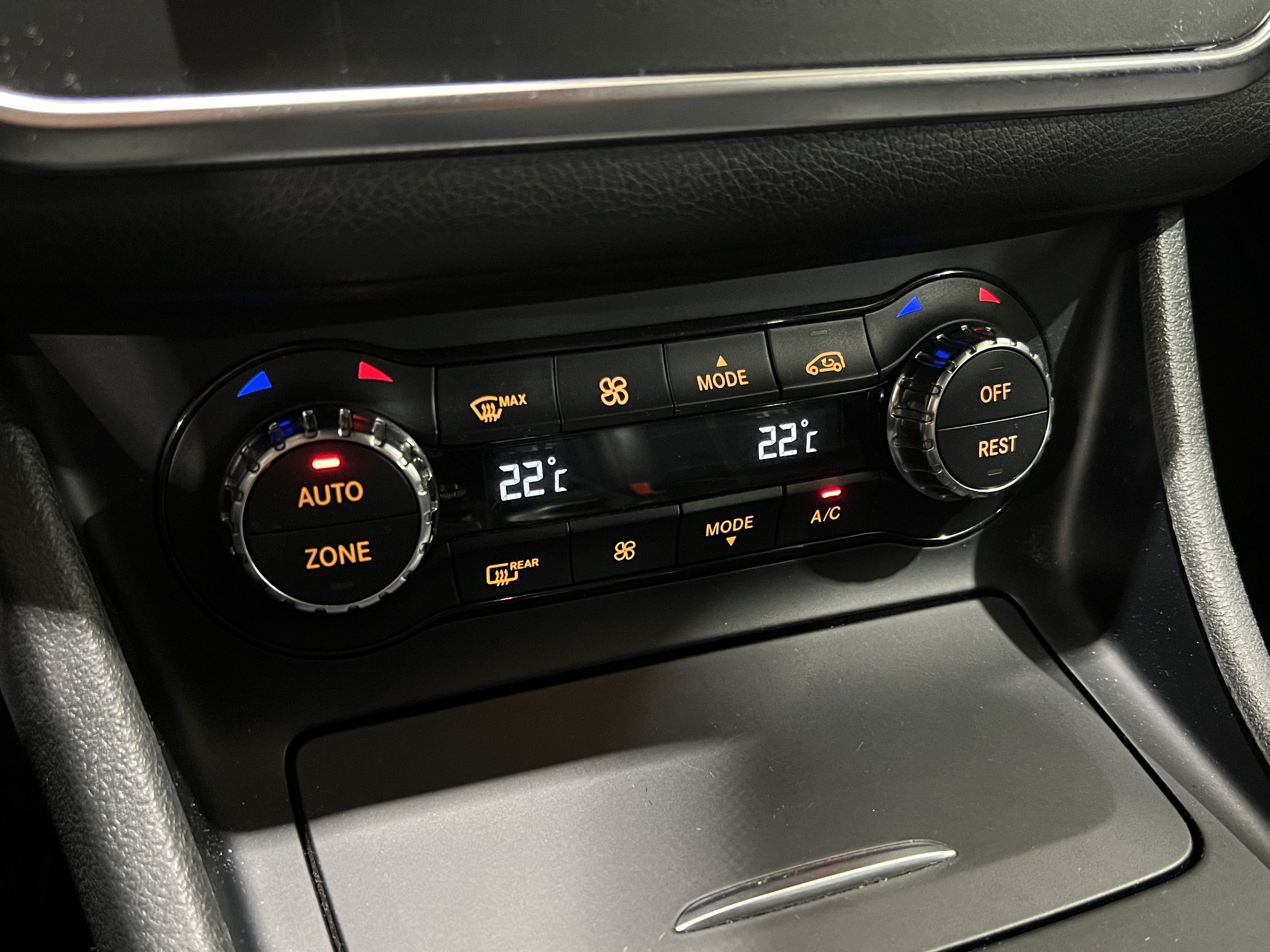 Mercedes-Benz CLA 2015