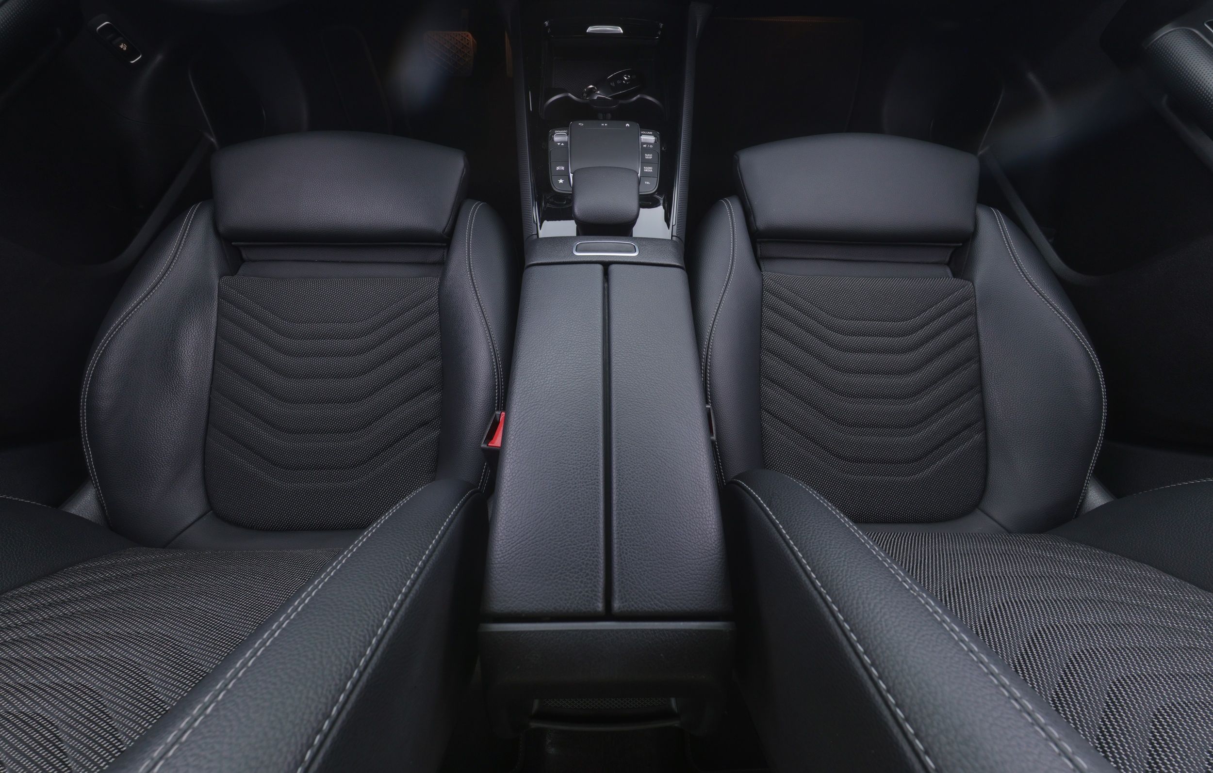 Mercedes-Benz GLB 2021