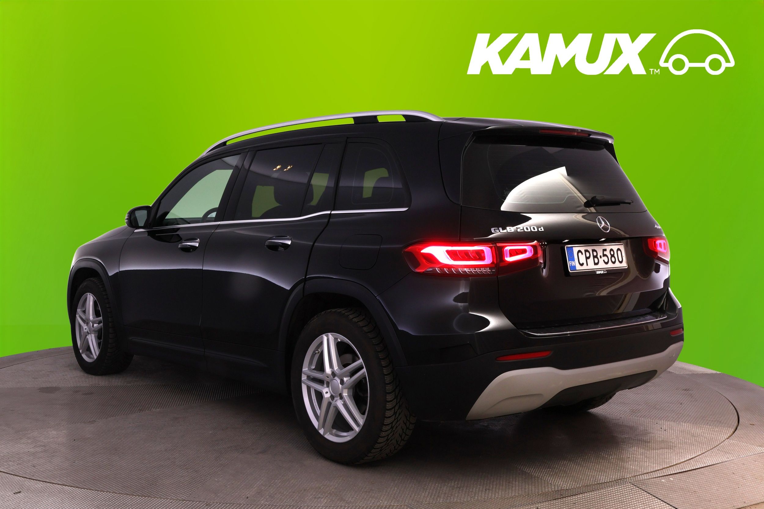 Mercedes-Benz GLB 2021