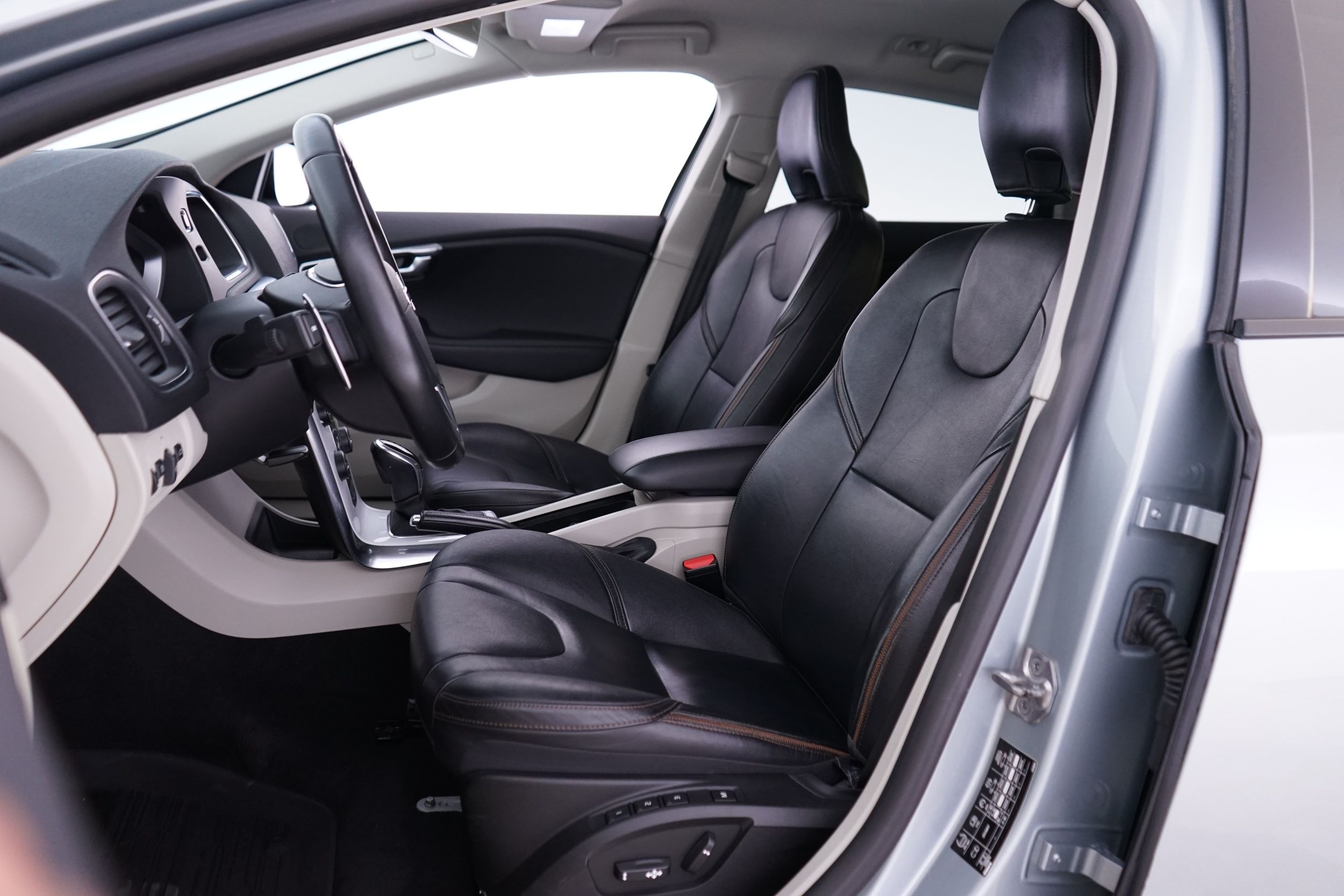 Volvo V40 Cross Country 2016