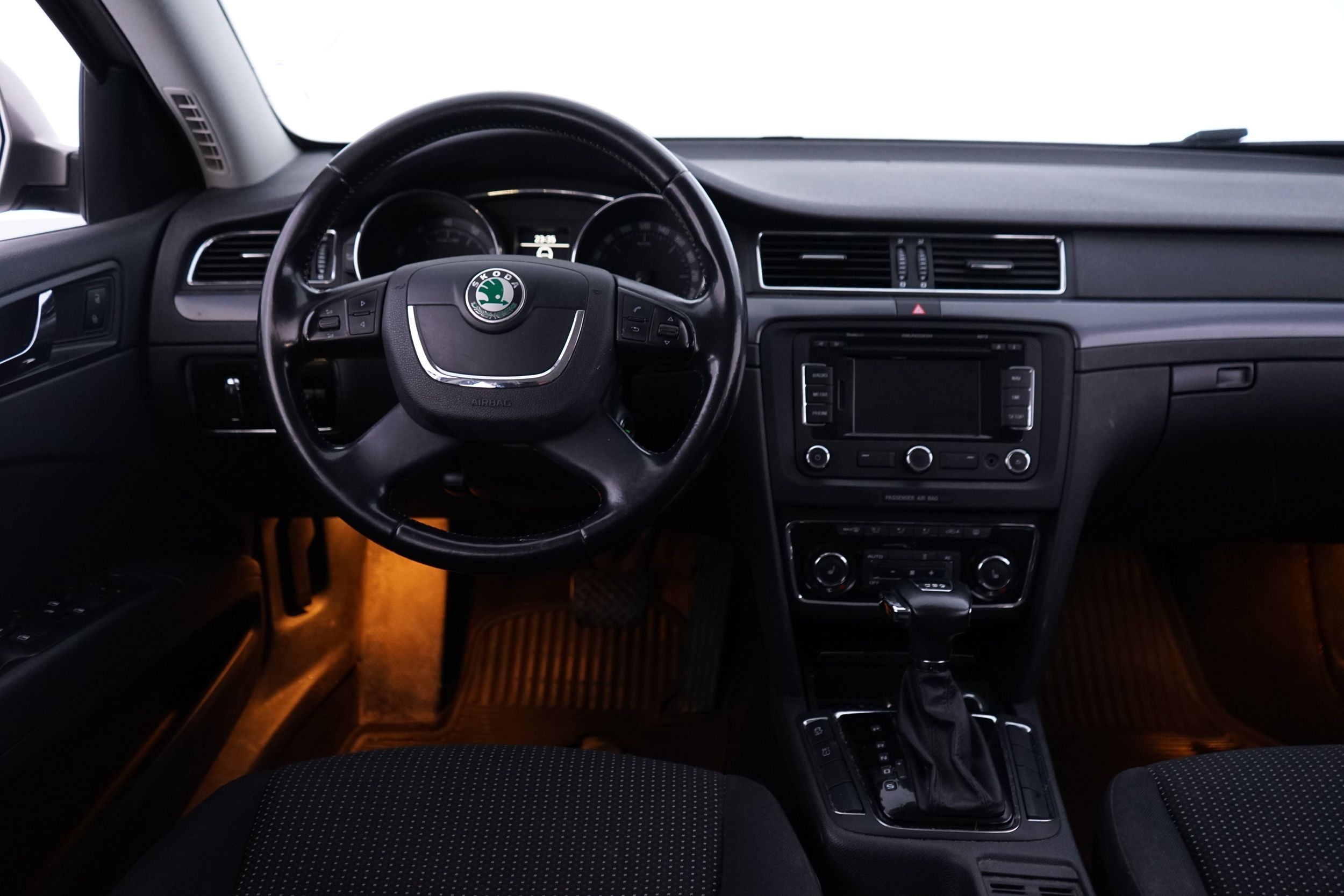 Skoda Superb 2012