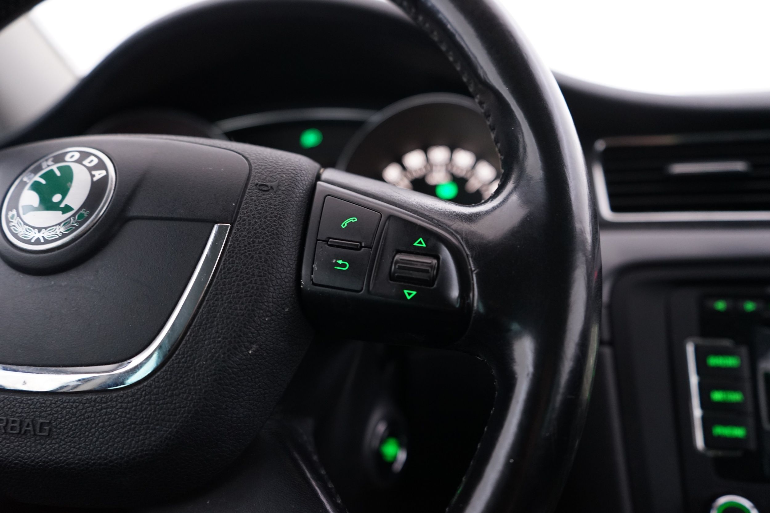 Skoda Superb 2012