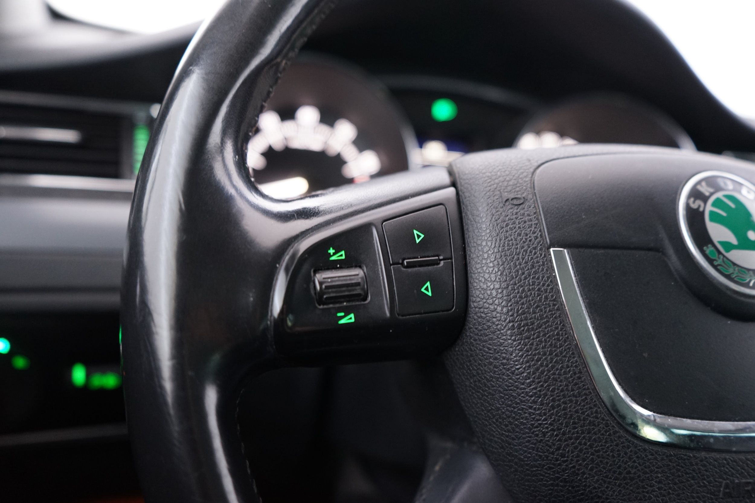 Skoda Superb 2012