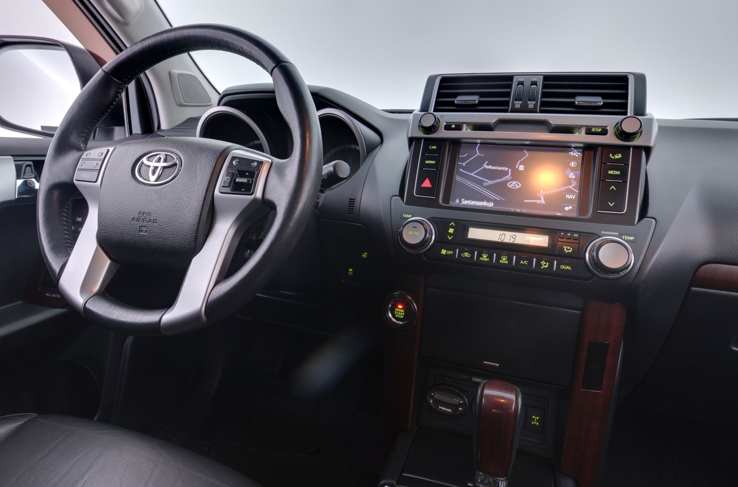 Toyota Land Cruiser 2015