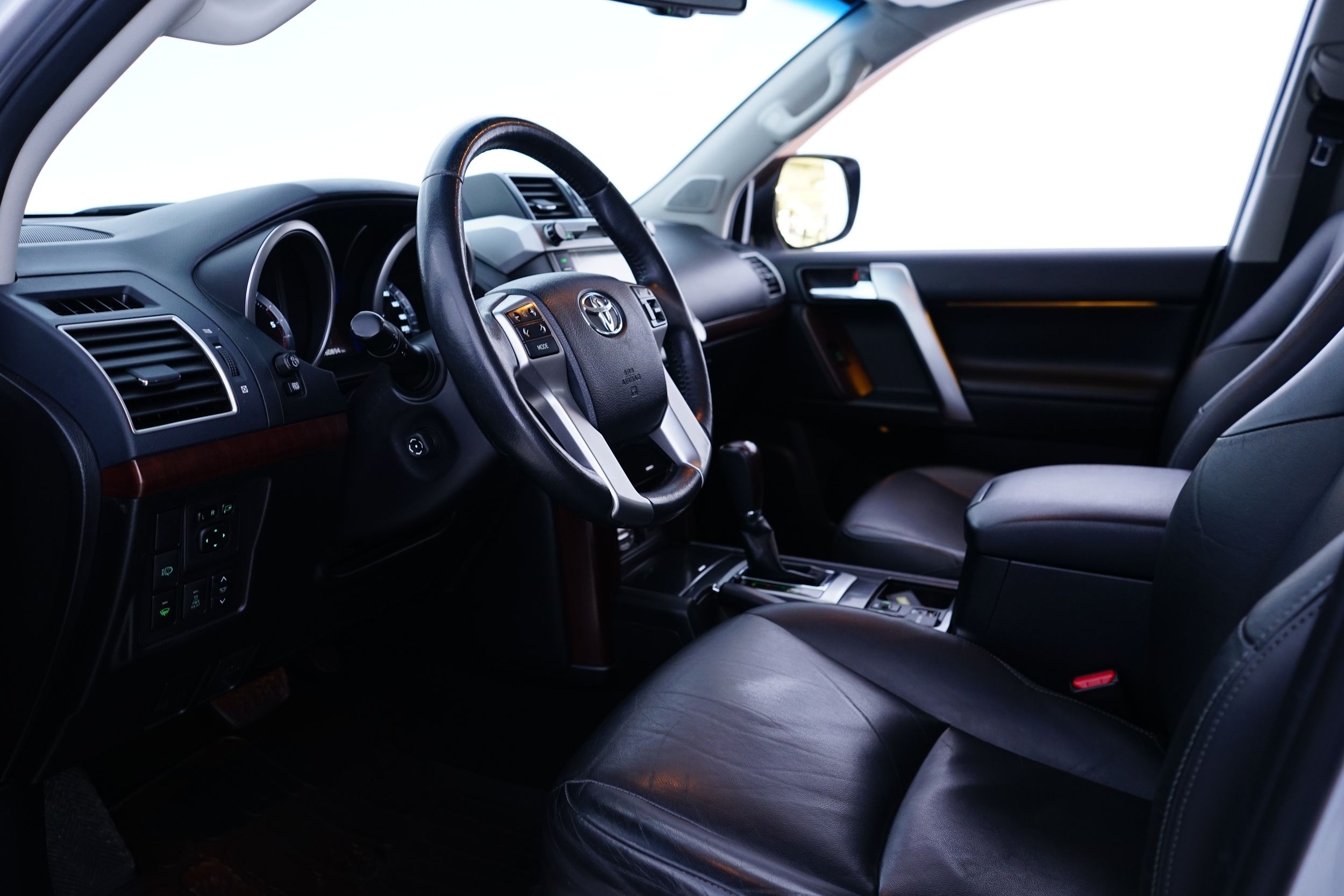 Toyota Land Cruiser 2015