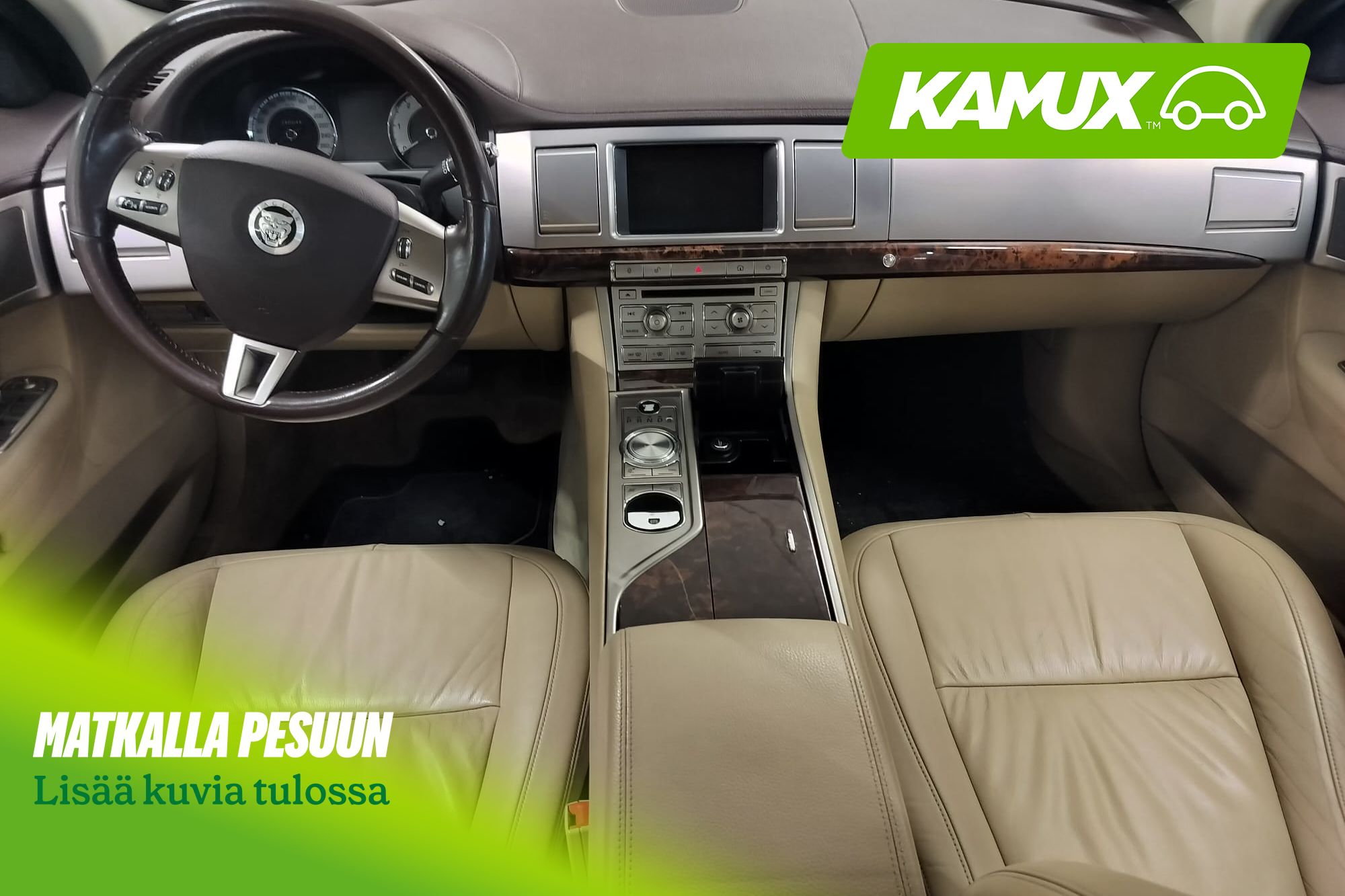 Jaguar XF 2011