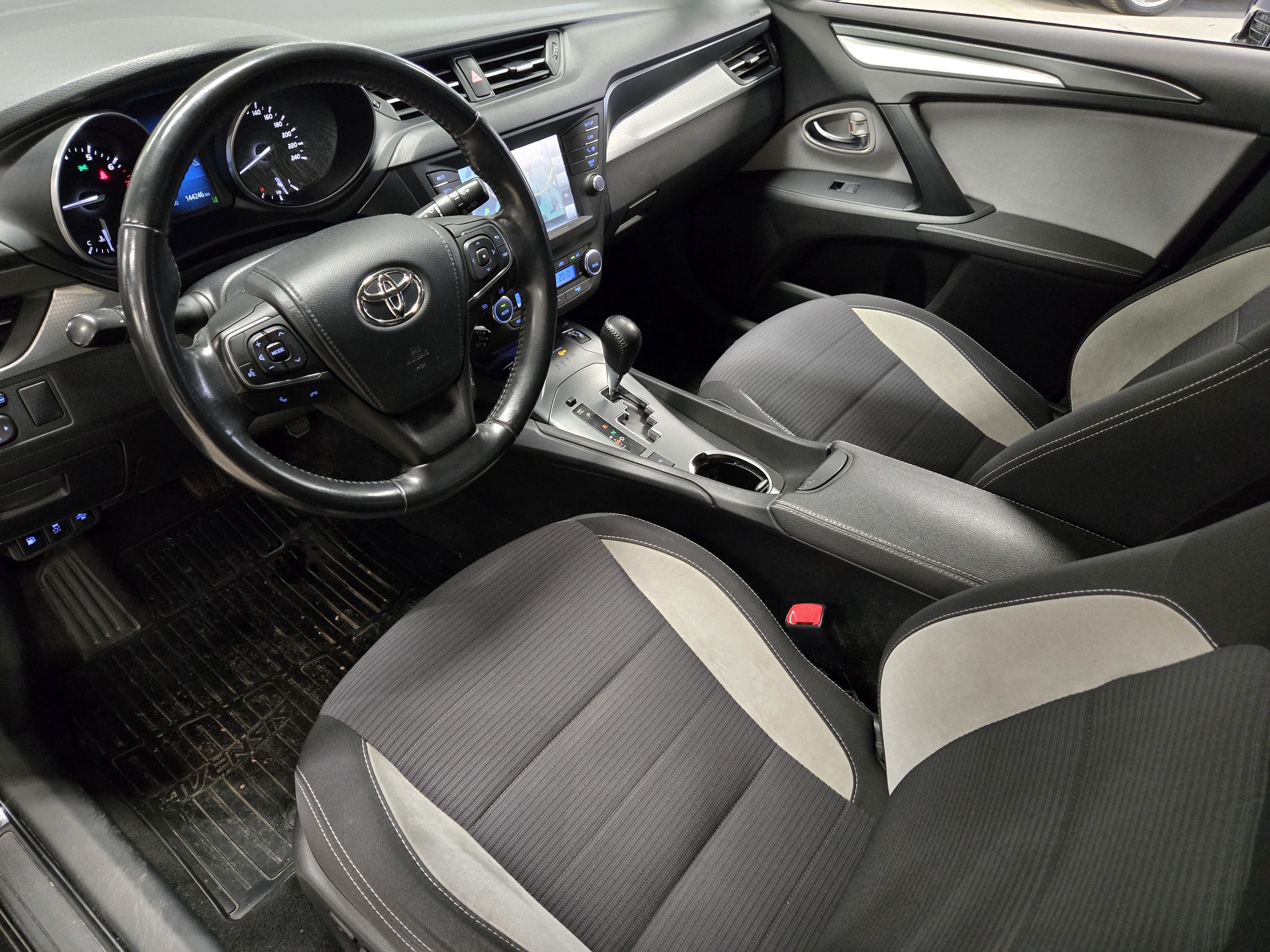 Toyota Avensis 2018