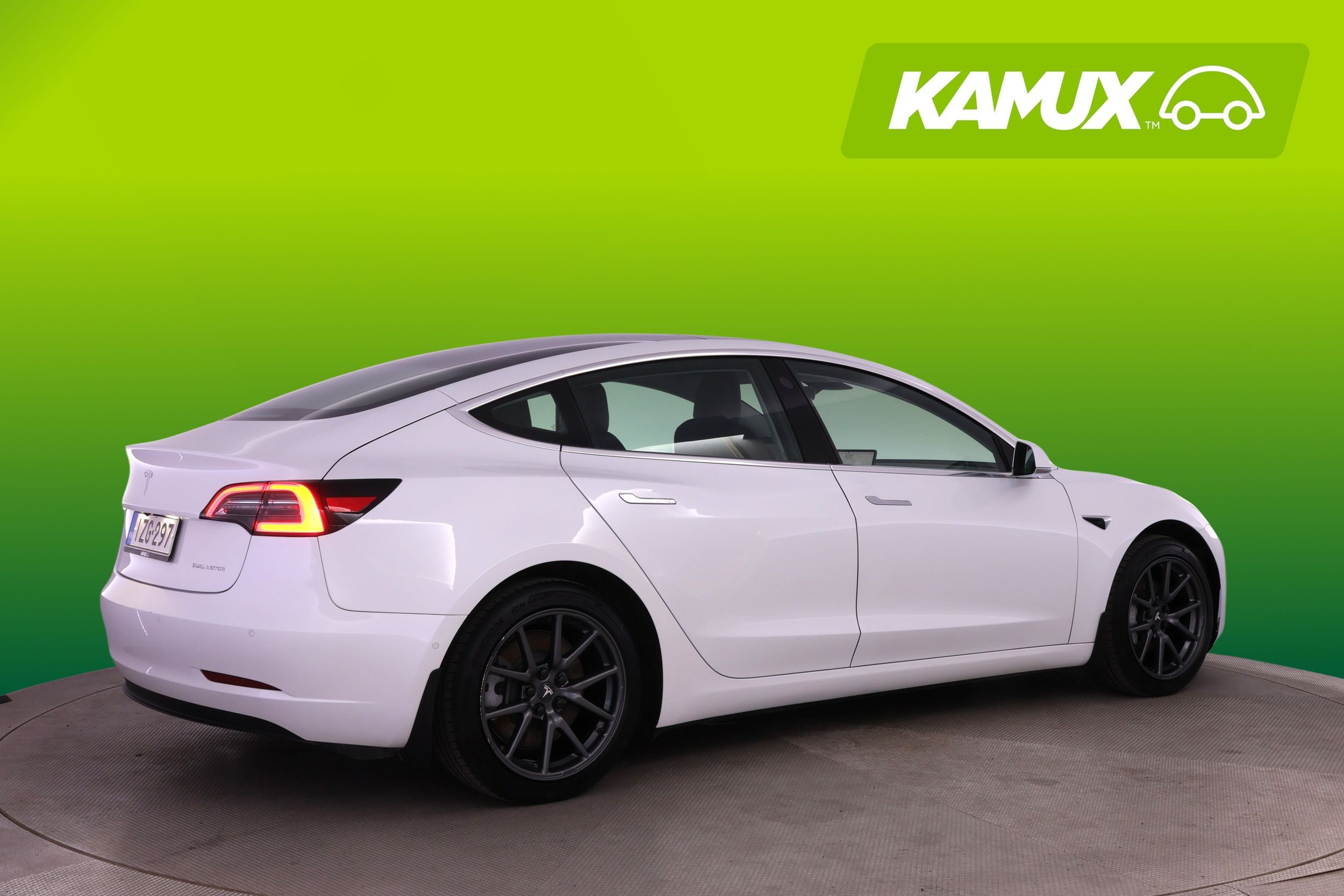 Tesla Model 3 2019