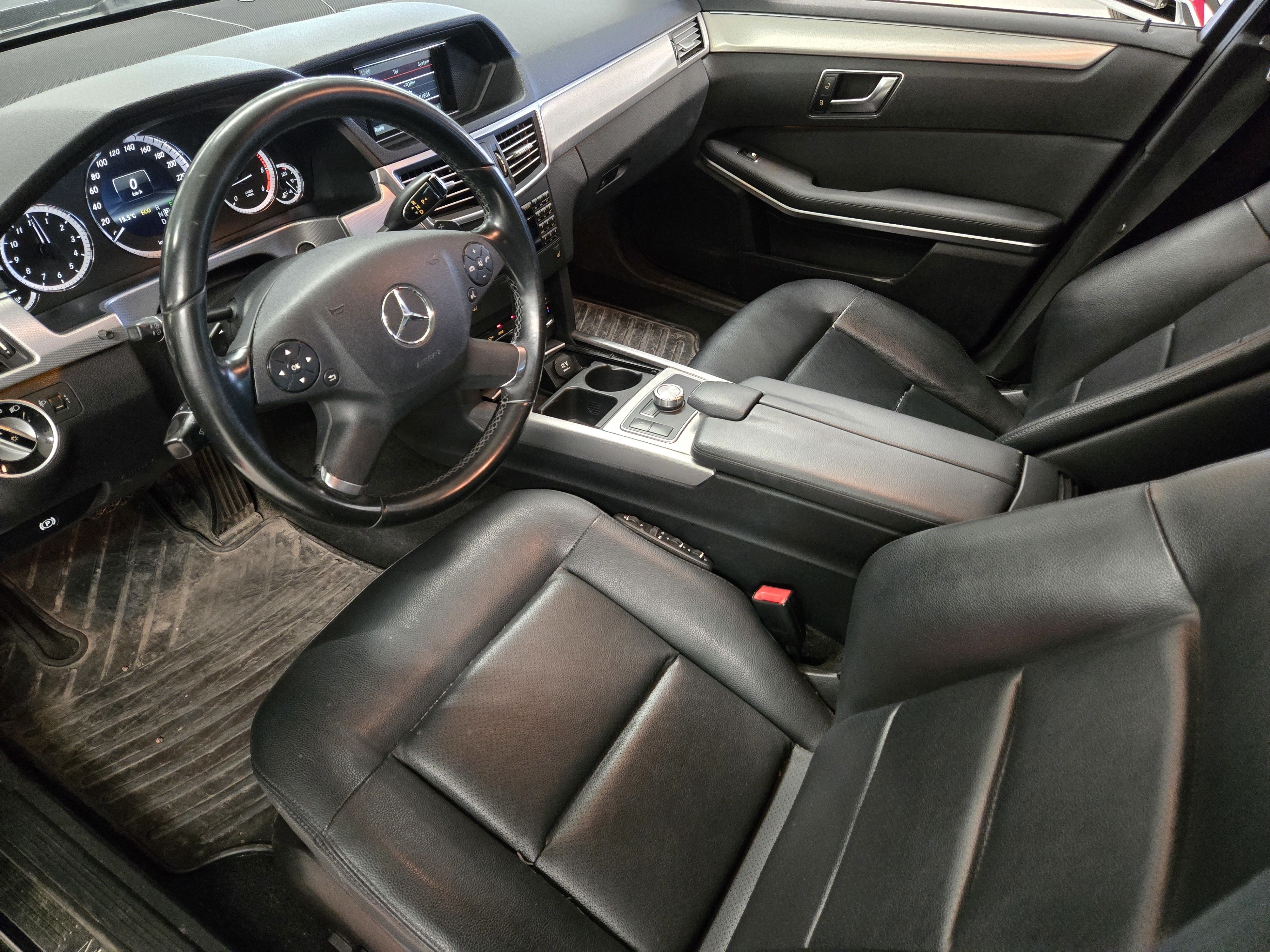 Mercedes-Benz E 2013