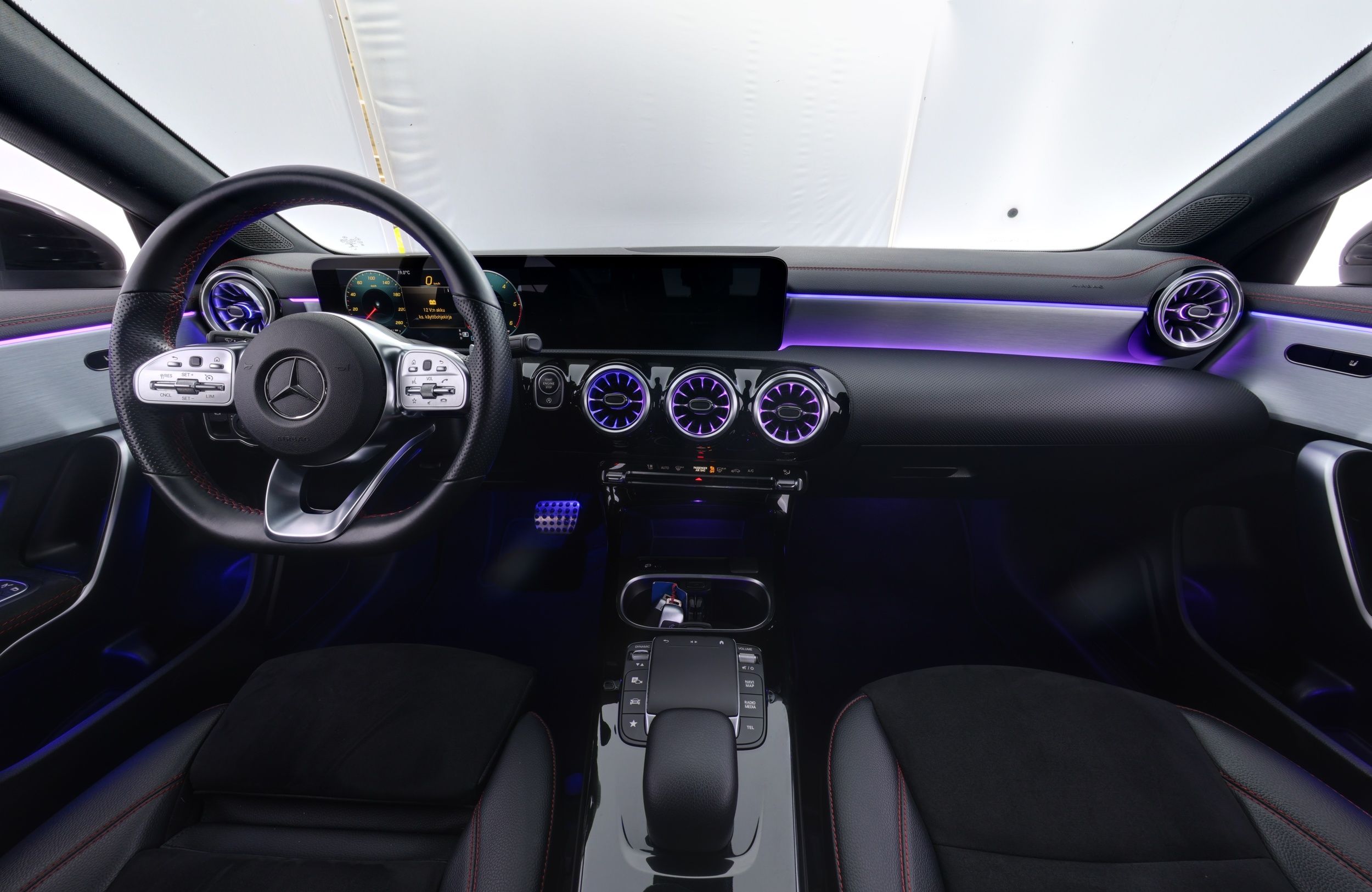 Mercedes-Benz CLA 2023