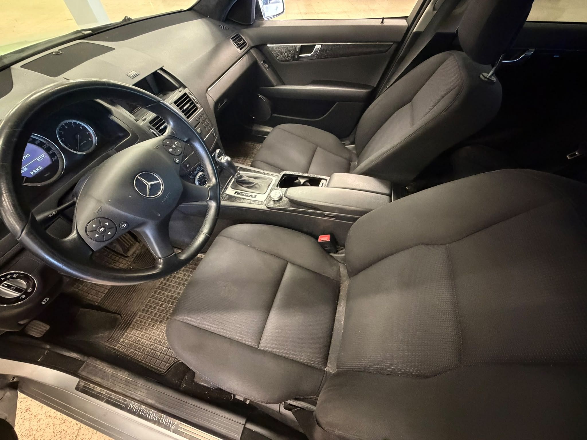 Mercedes-Benz C 2009