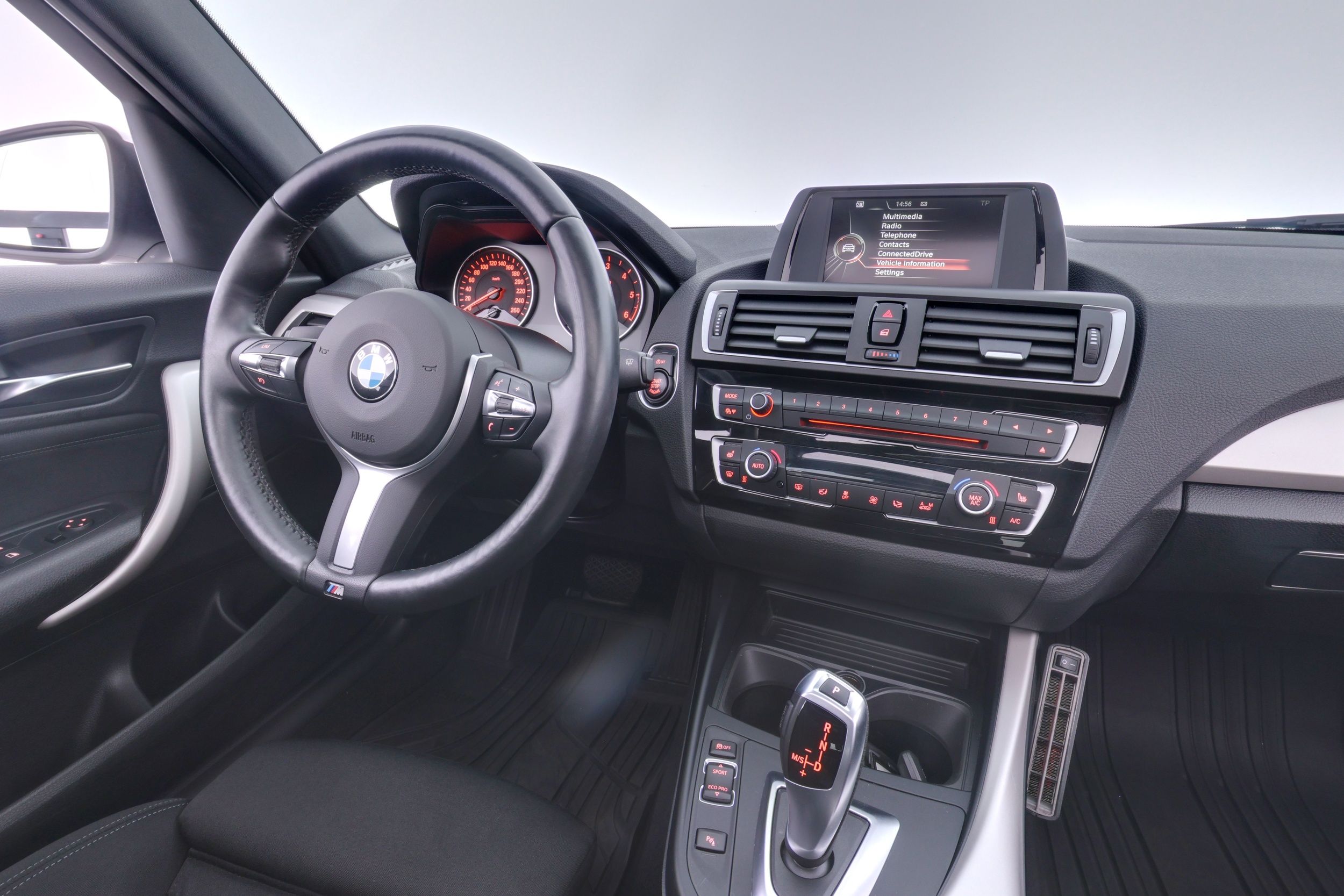 BMW 120 2016