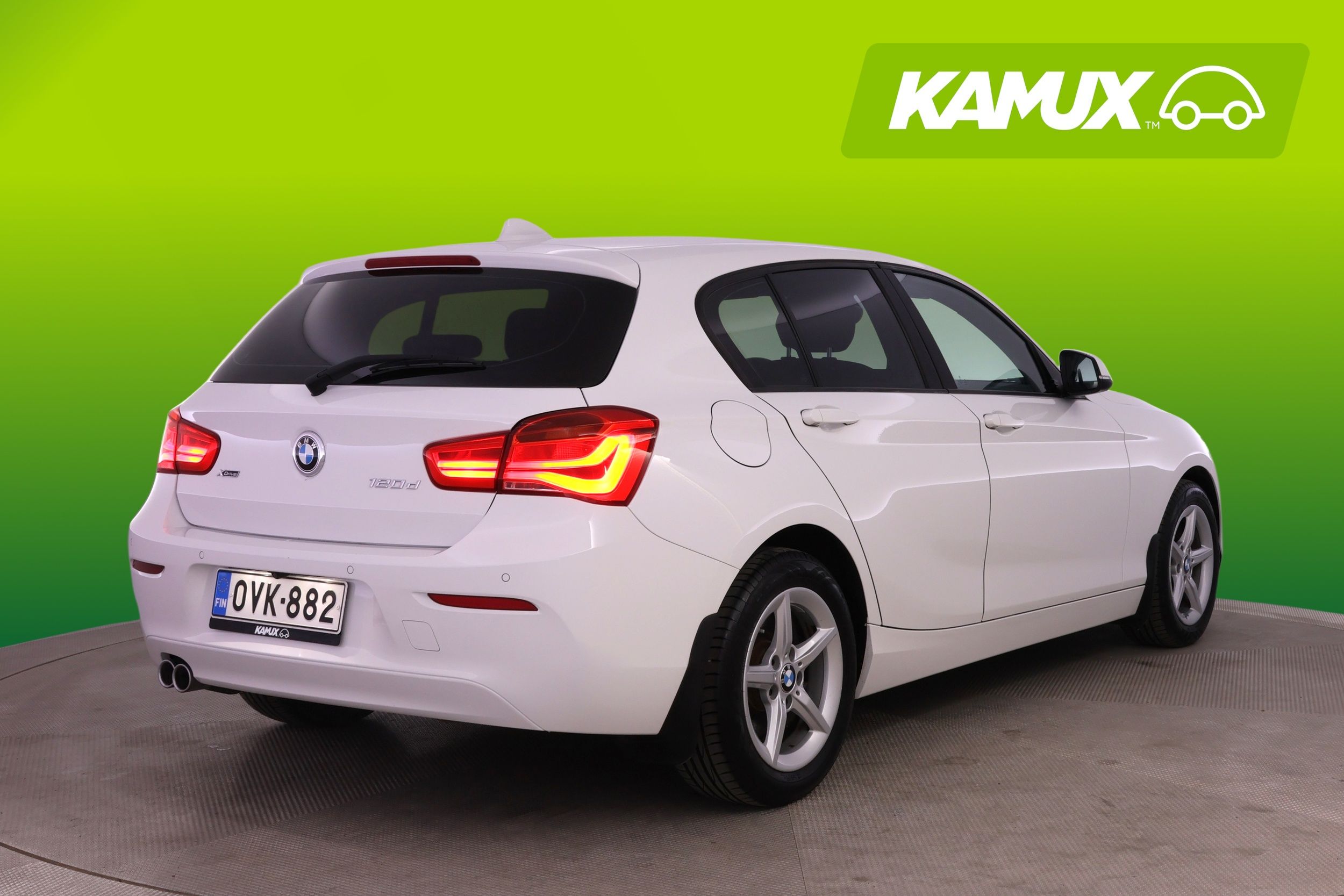 BMW 120 2016