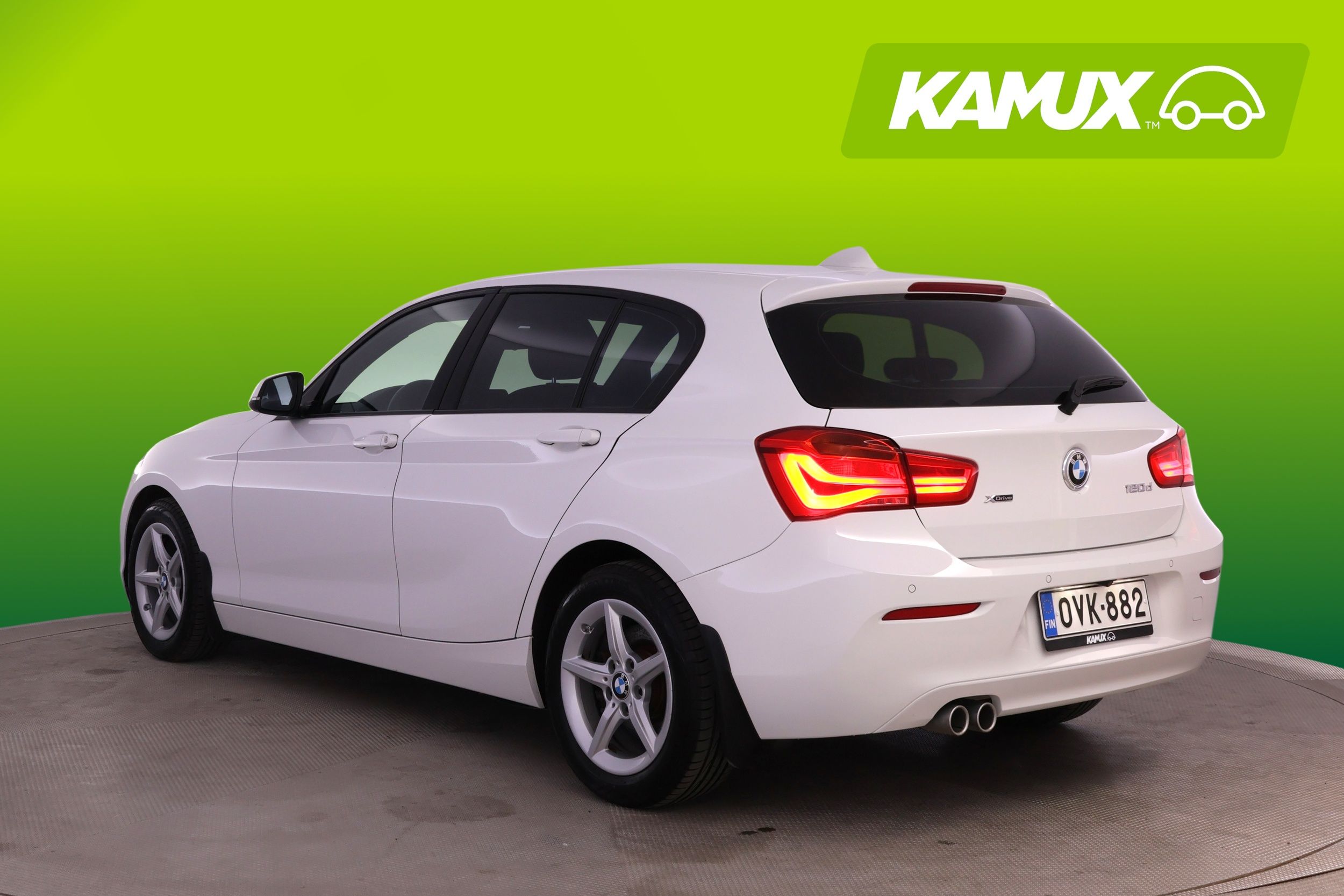 BMW 120 2016