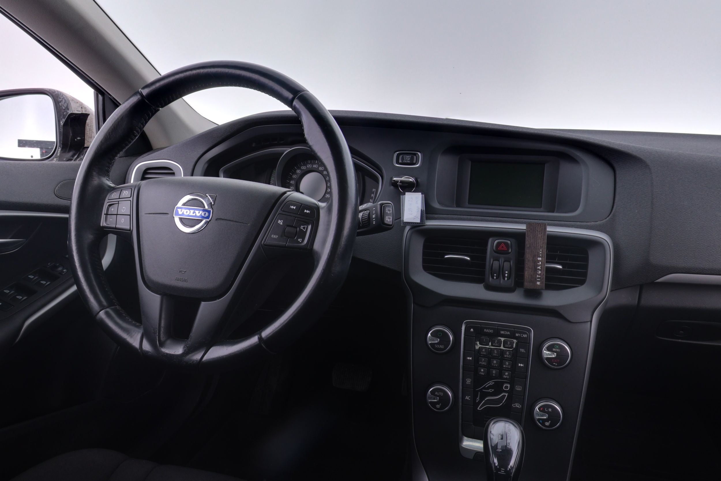Volvo V40 2014