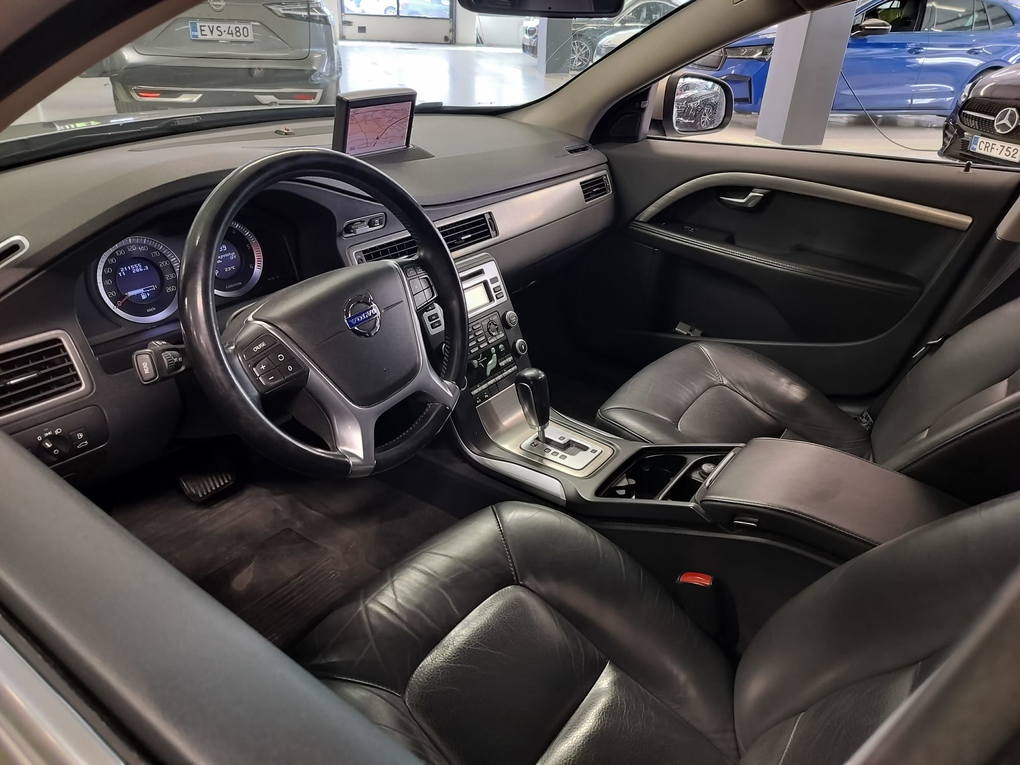 Volvo V70 2011