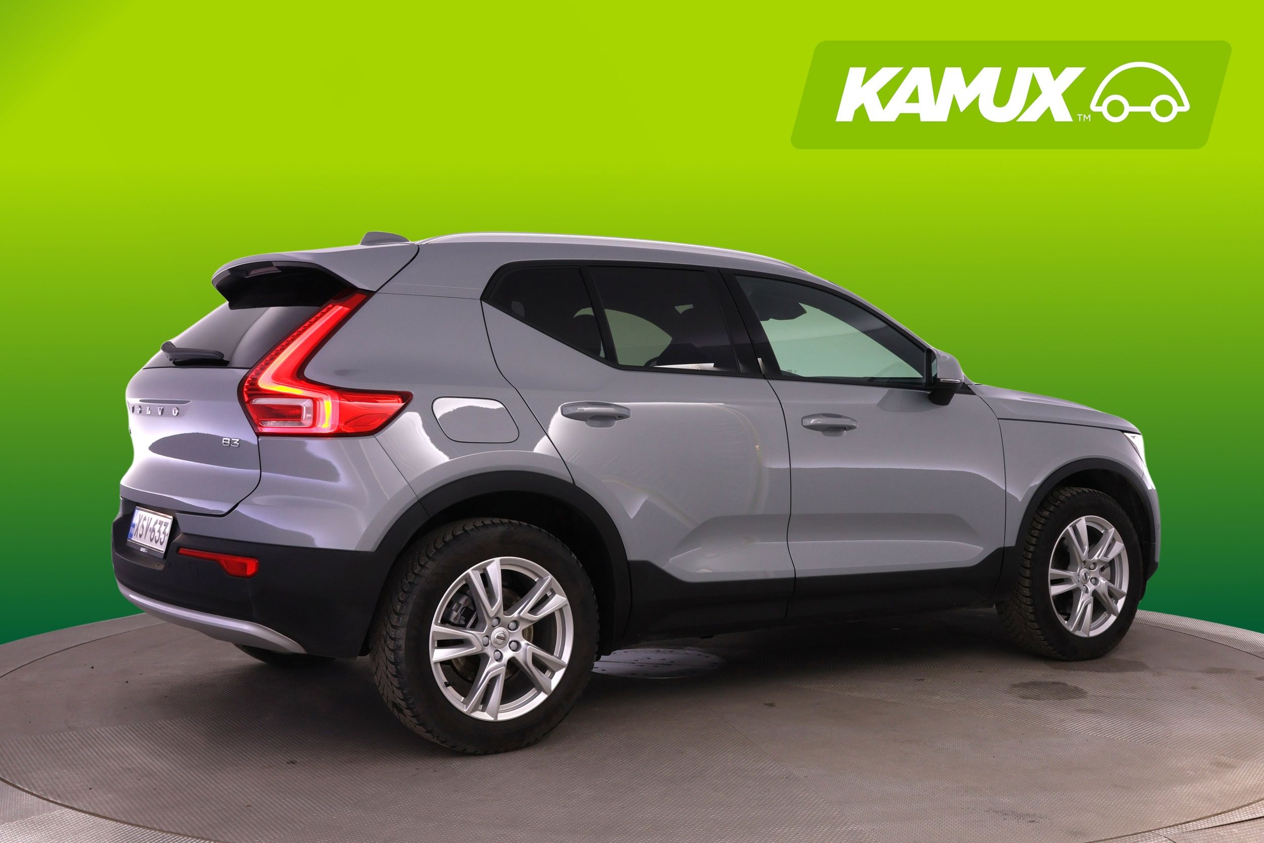 Volvo XC40 2025