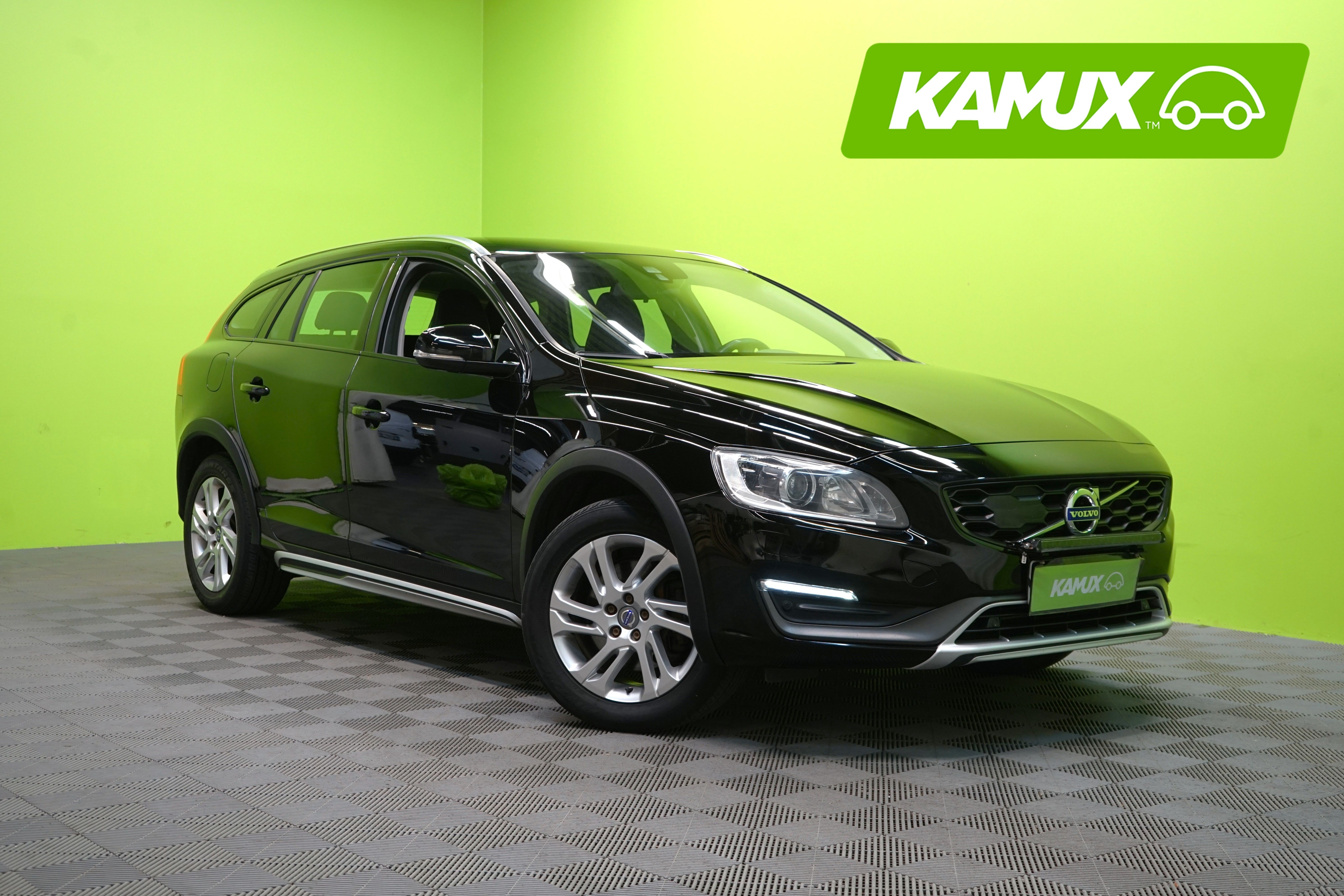 Volvo V60 Cross Country 2016