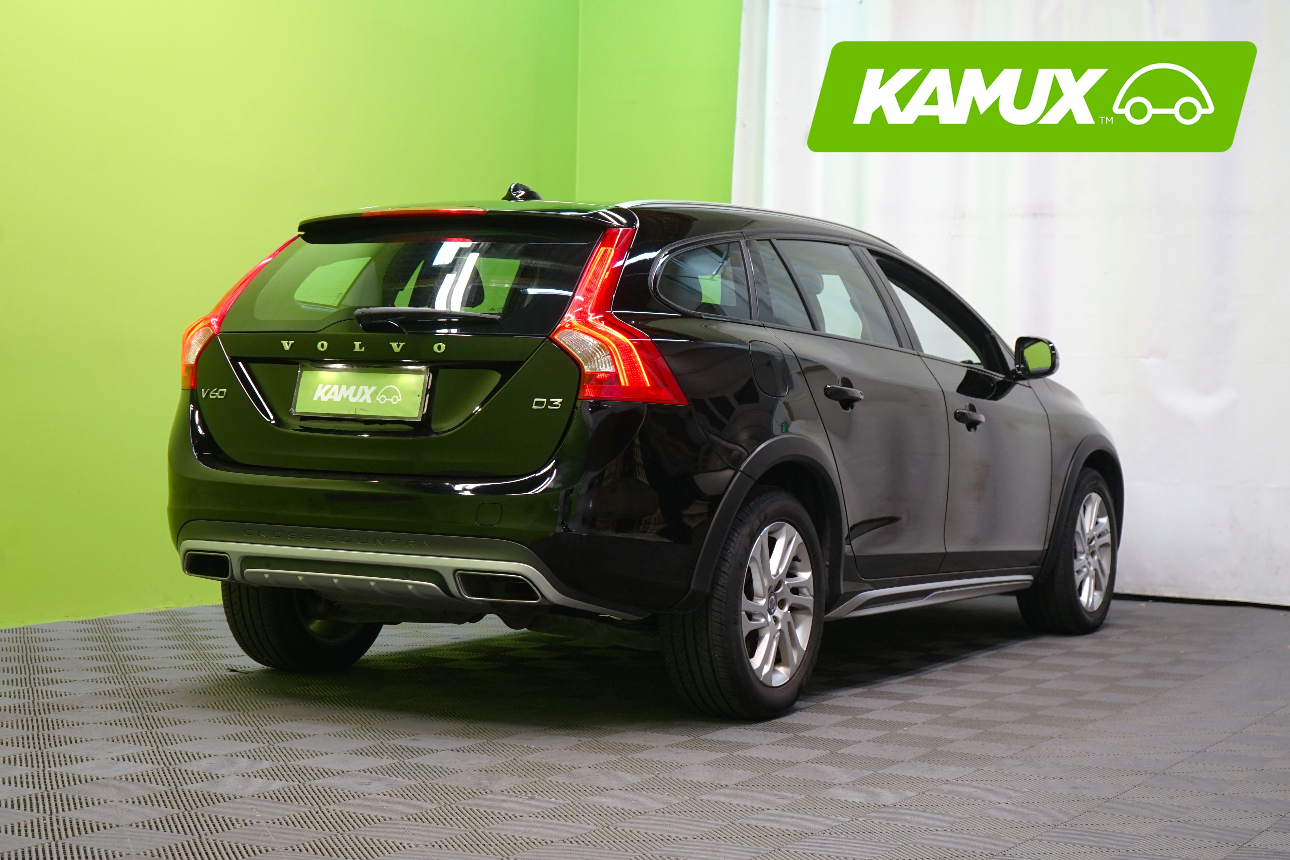 Volvo V60 Cross Country 2016