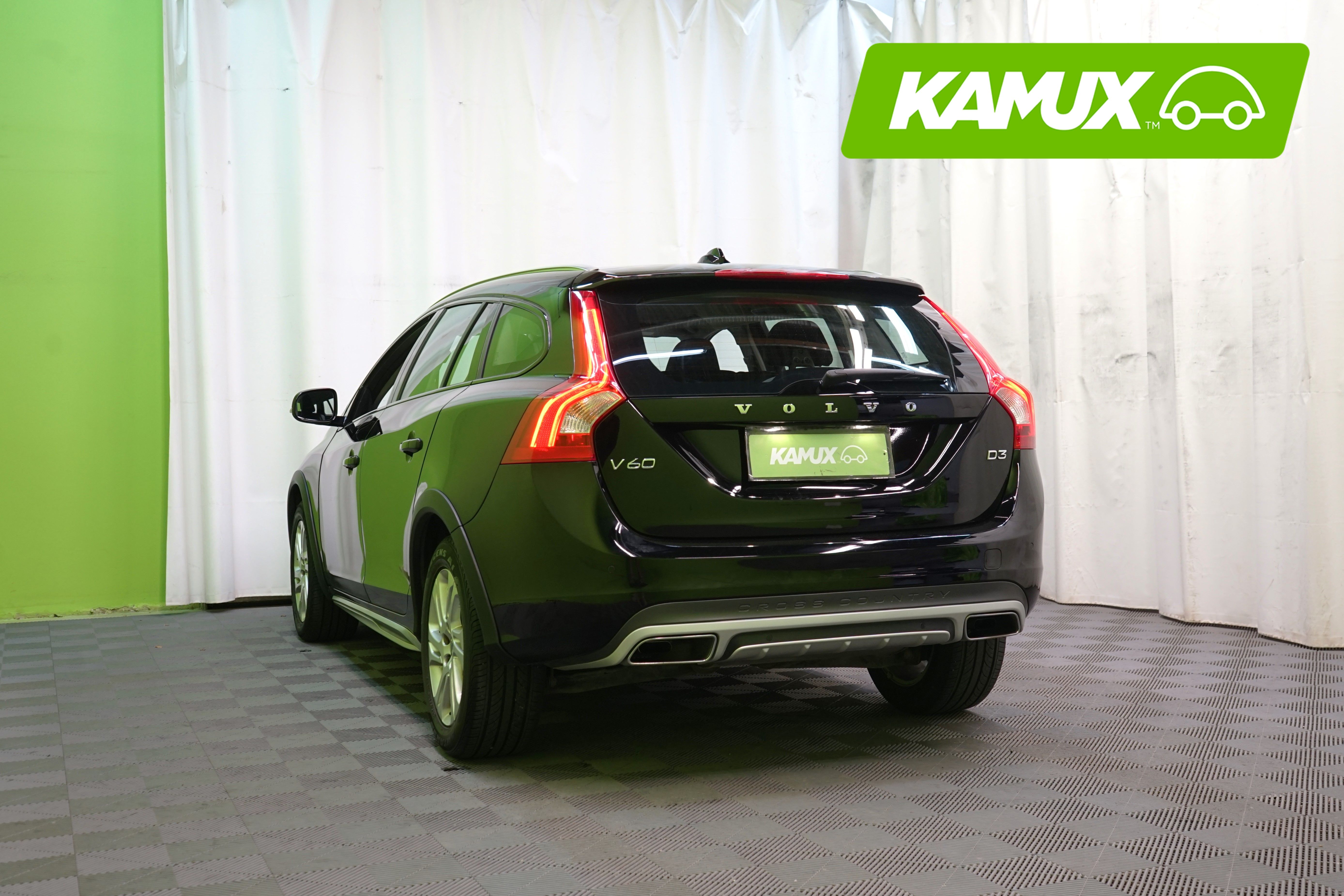 Volvo V60 Cross Country 2016