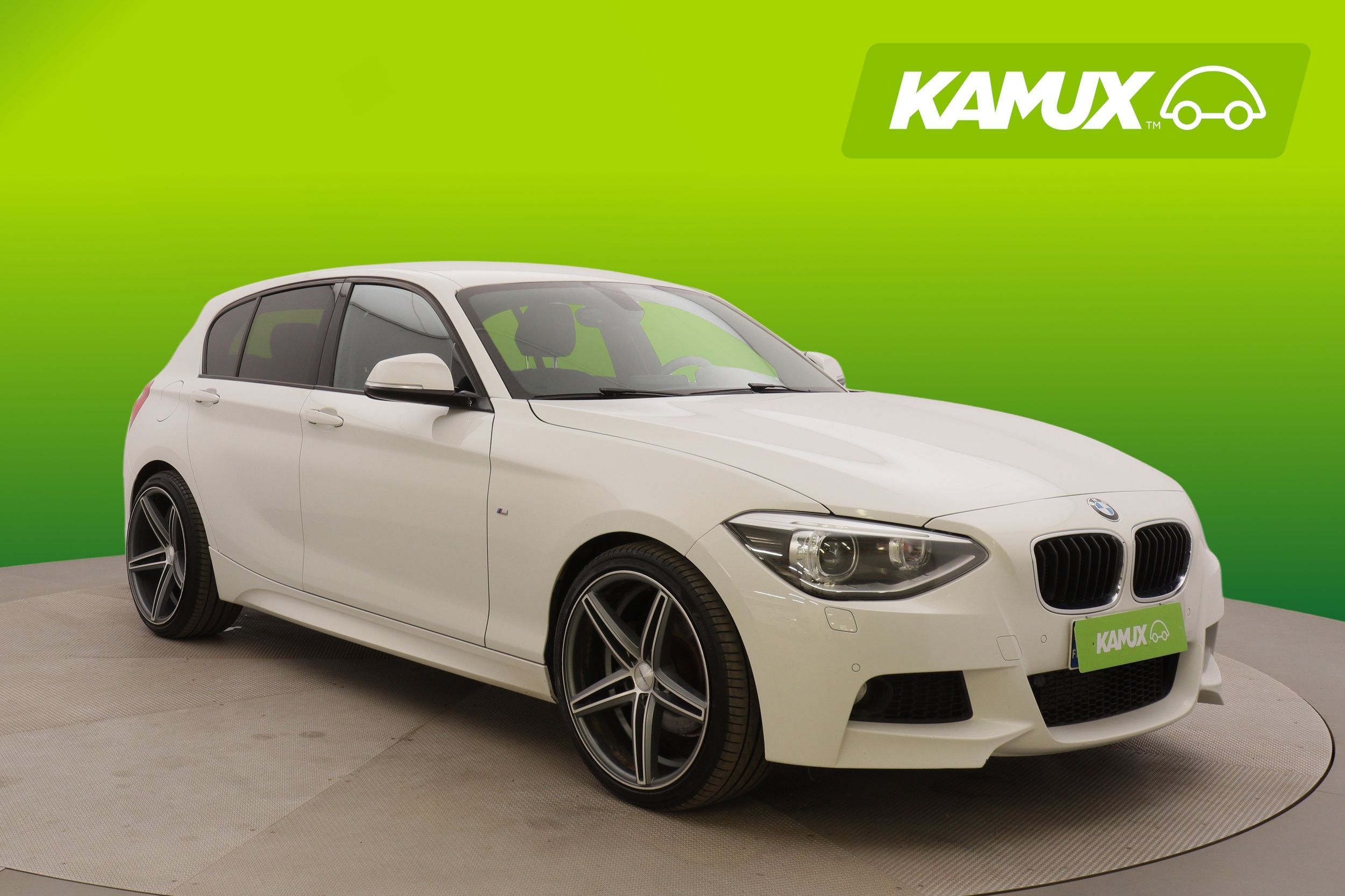 BMW 118 2015