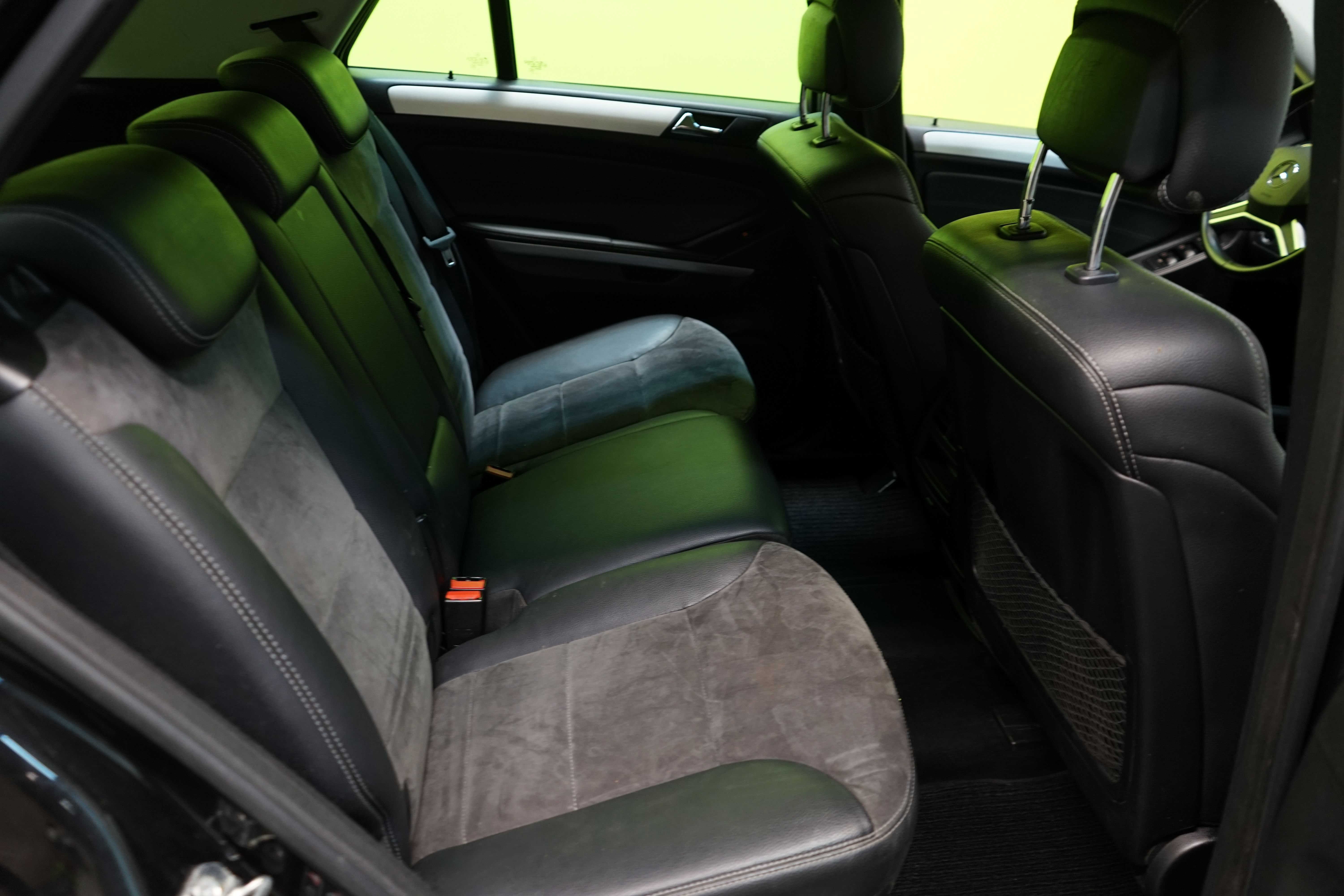 Mercedes-Benz ML 2010