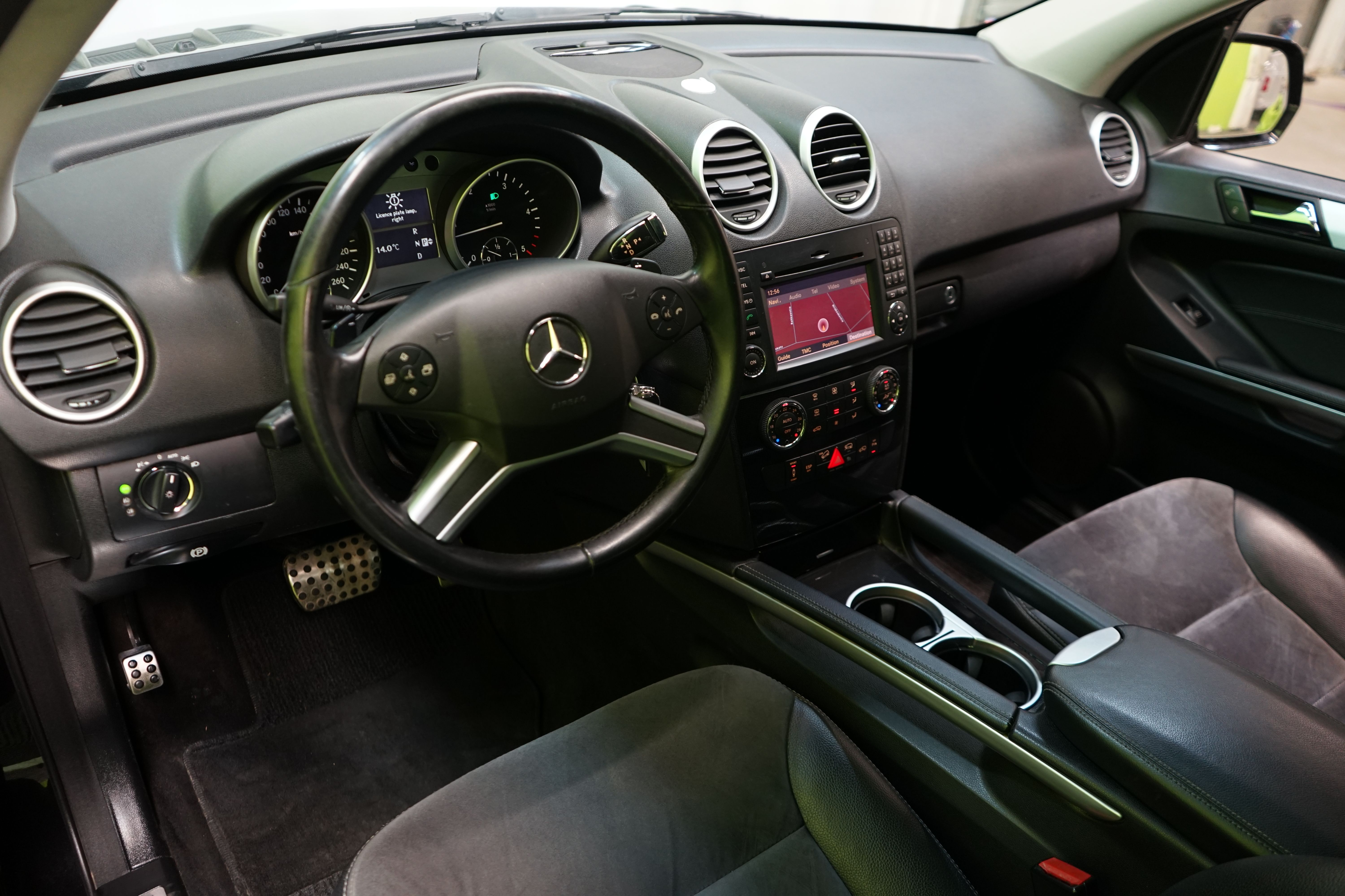 Mercedes-Benz ML 2010