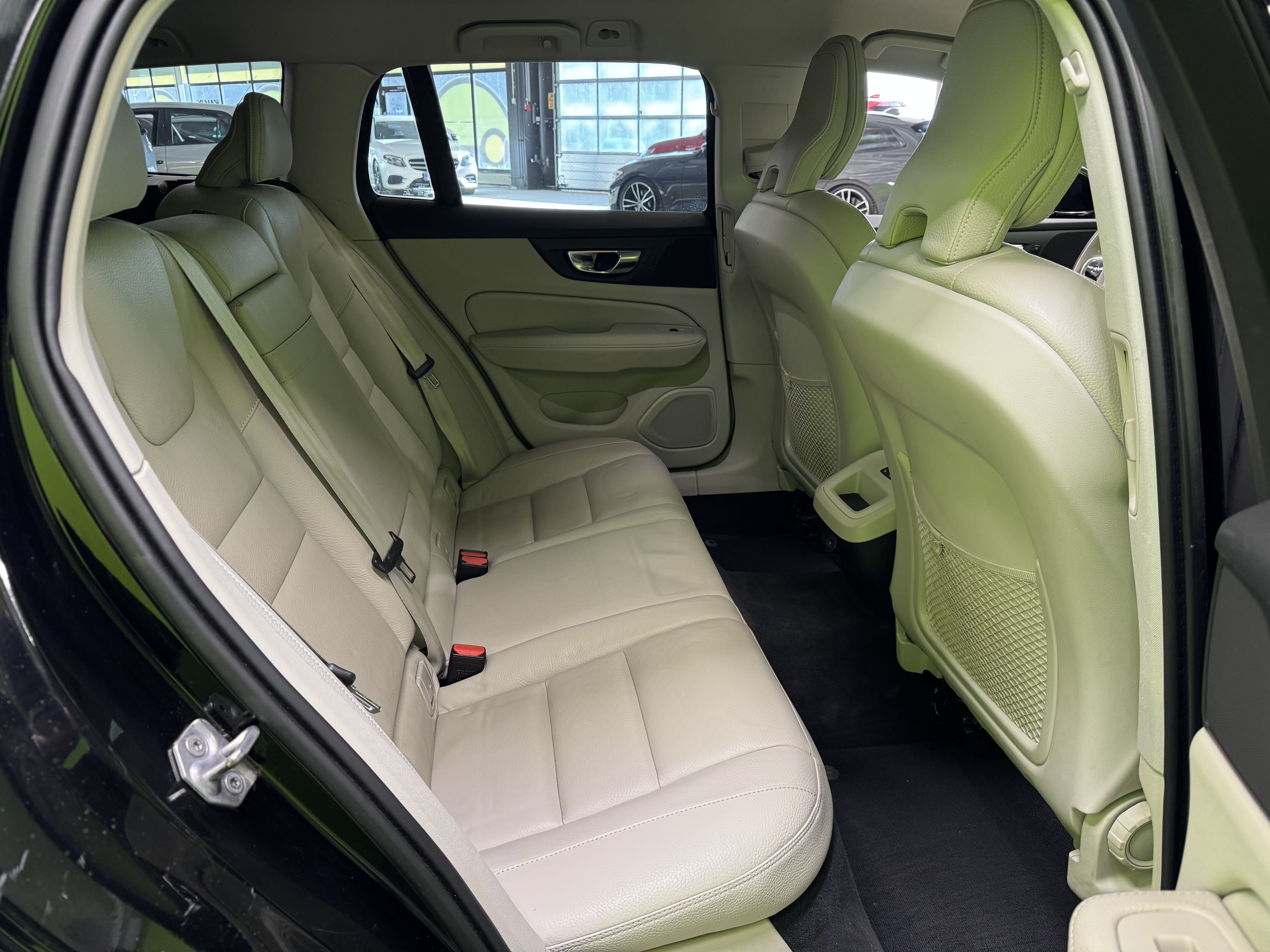 Volvo V60 2021