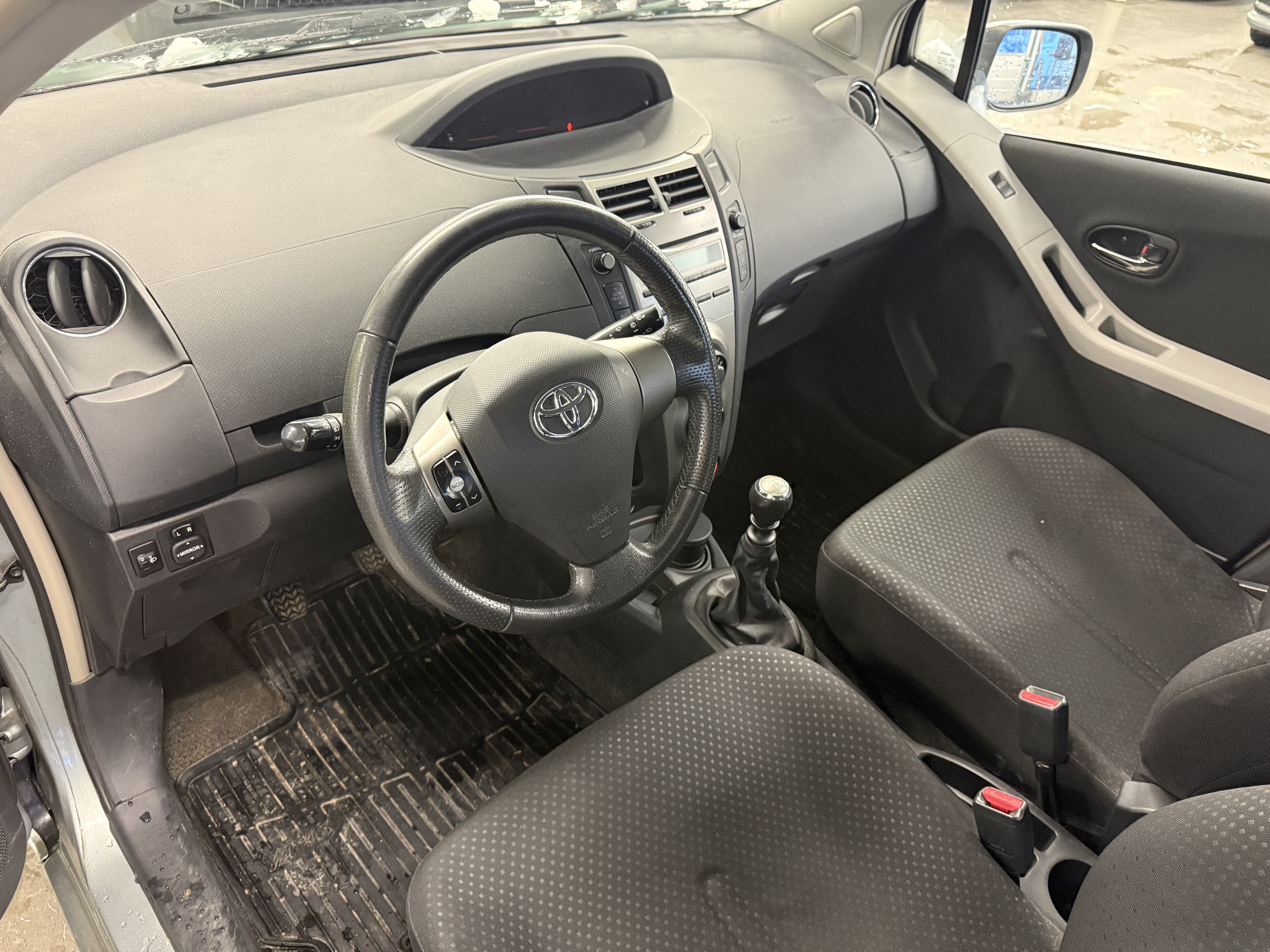Toyota Yaris 2011