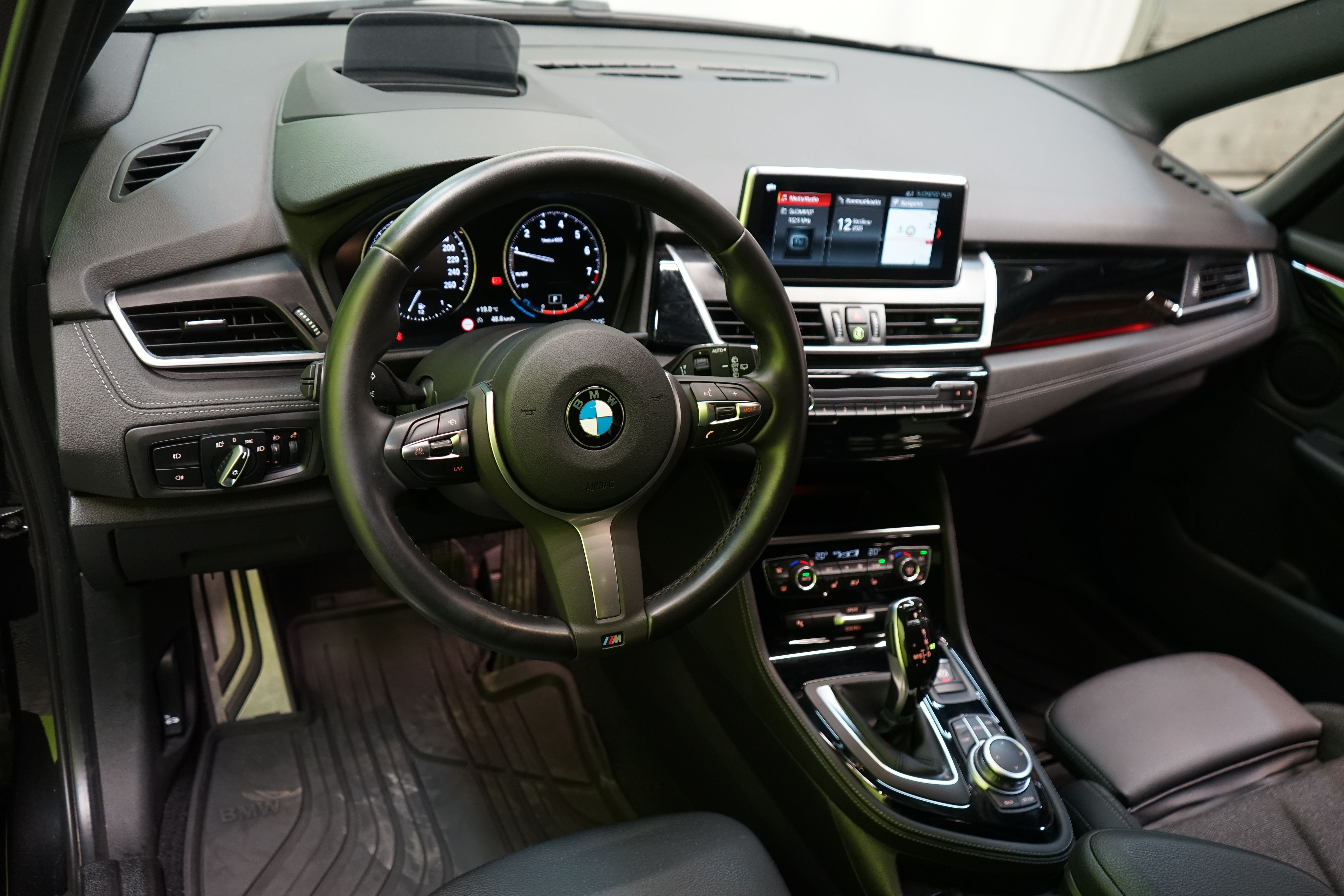 BMW 218 2020
