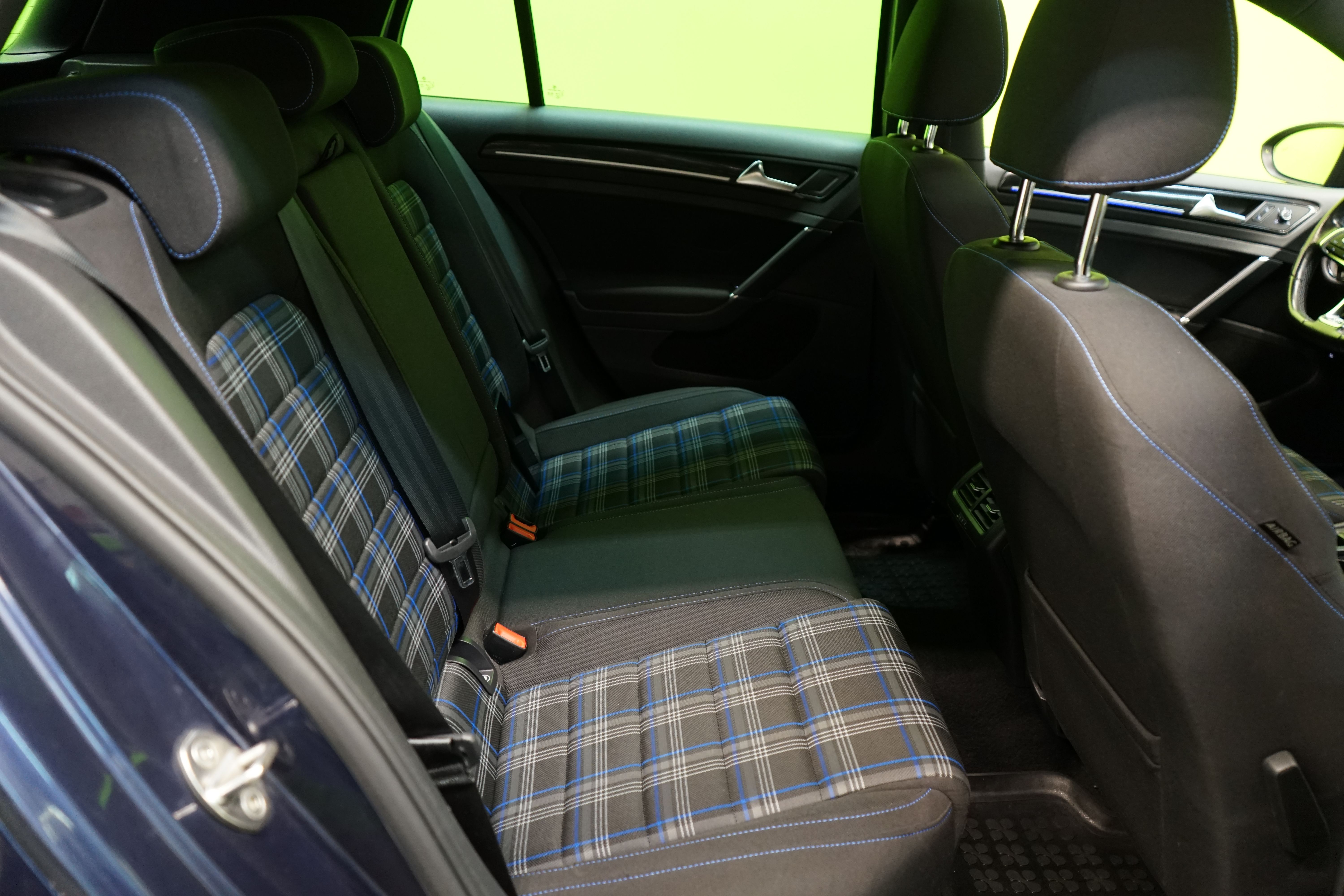 Volkswagen Golf 2016