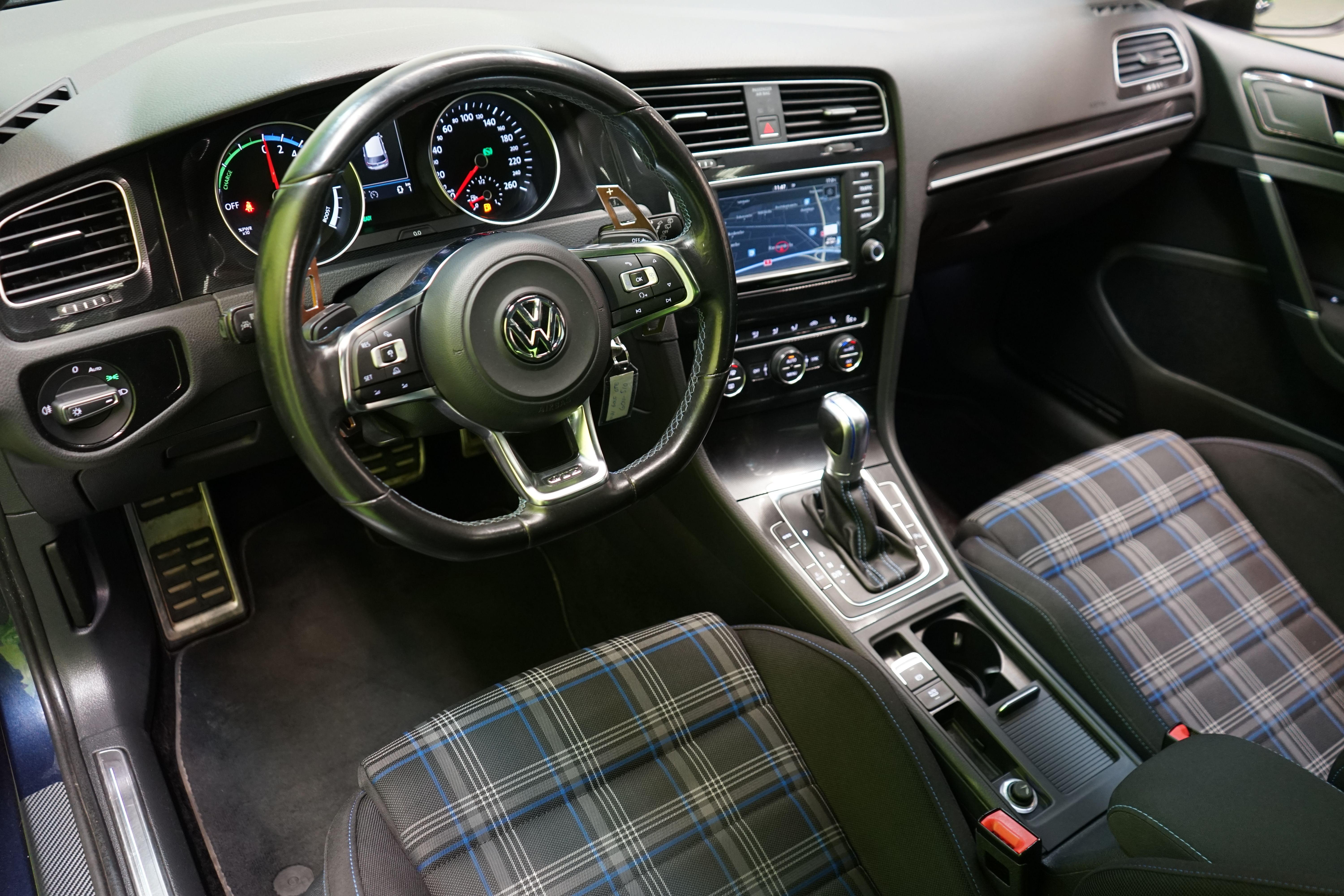 Volkswagen Golf 2016