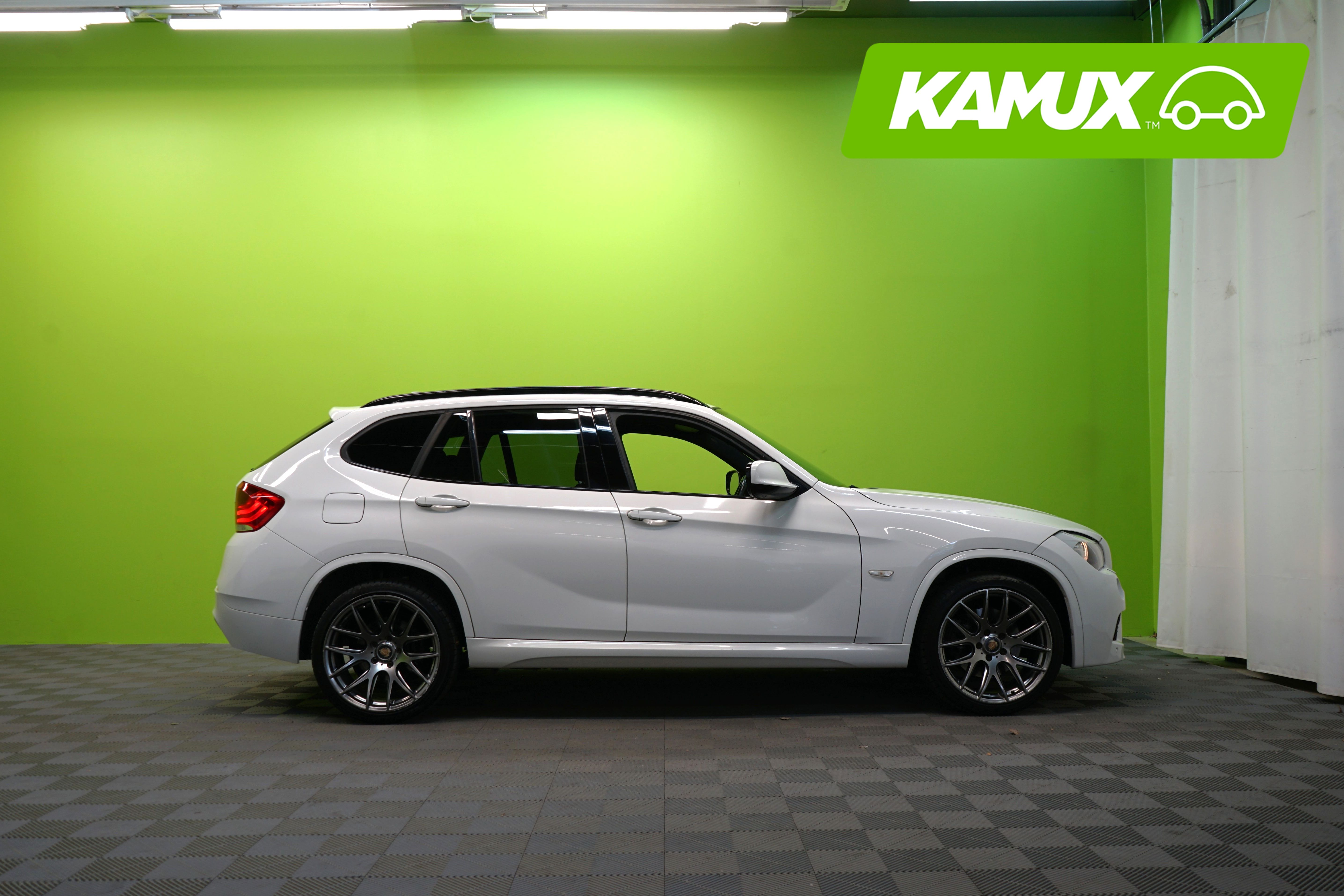 BMW X1 2012