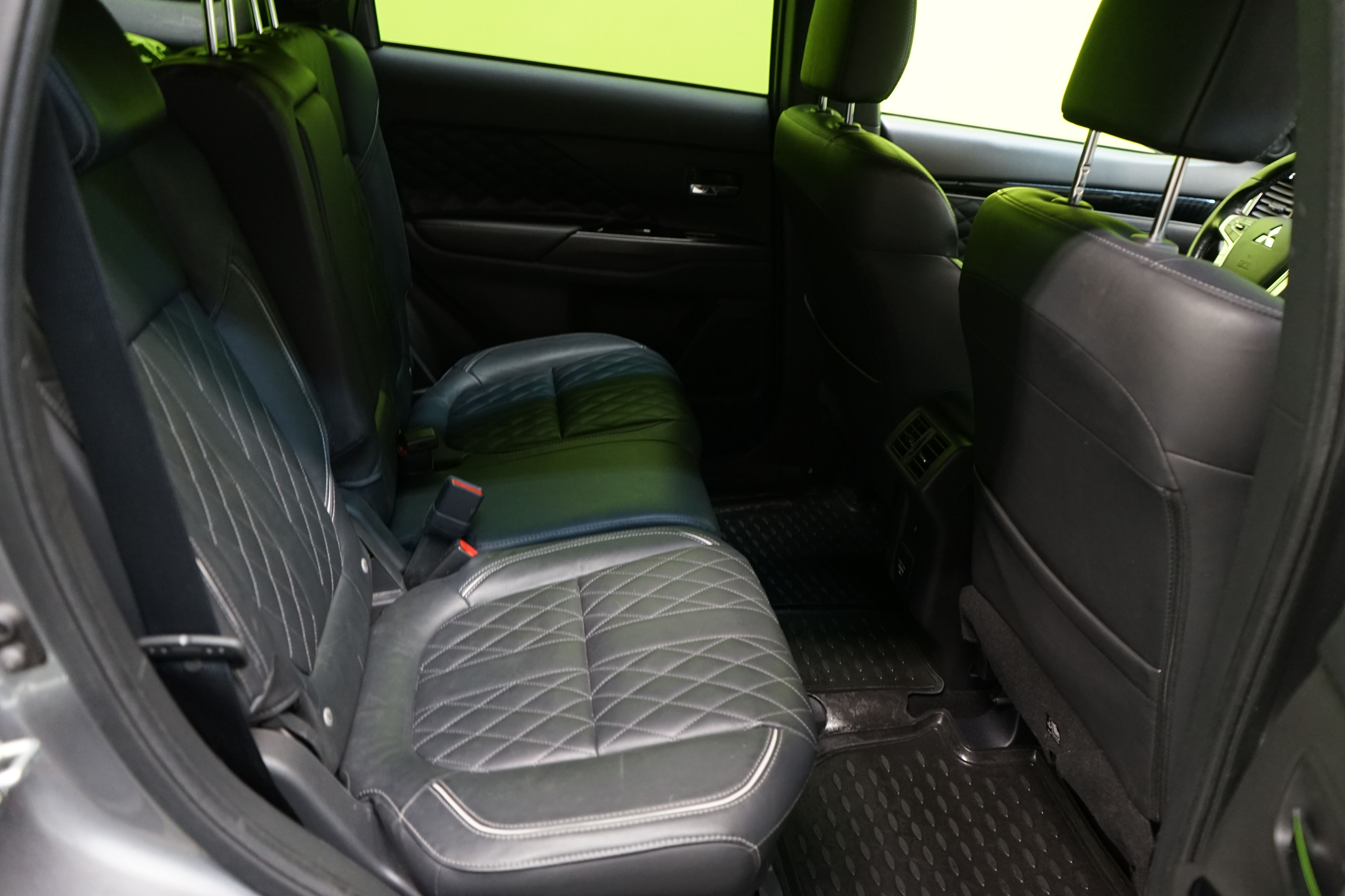 Mitsubishi Outlander PHEV 2020