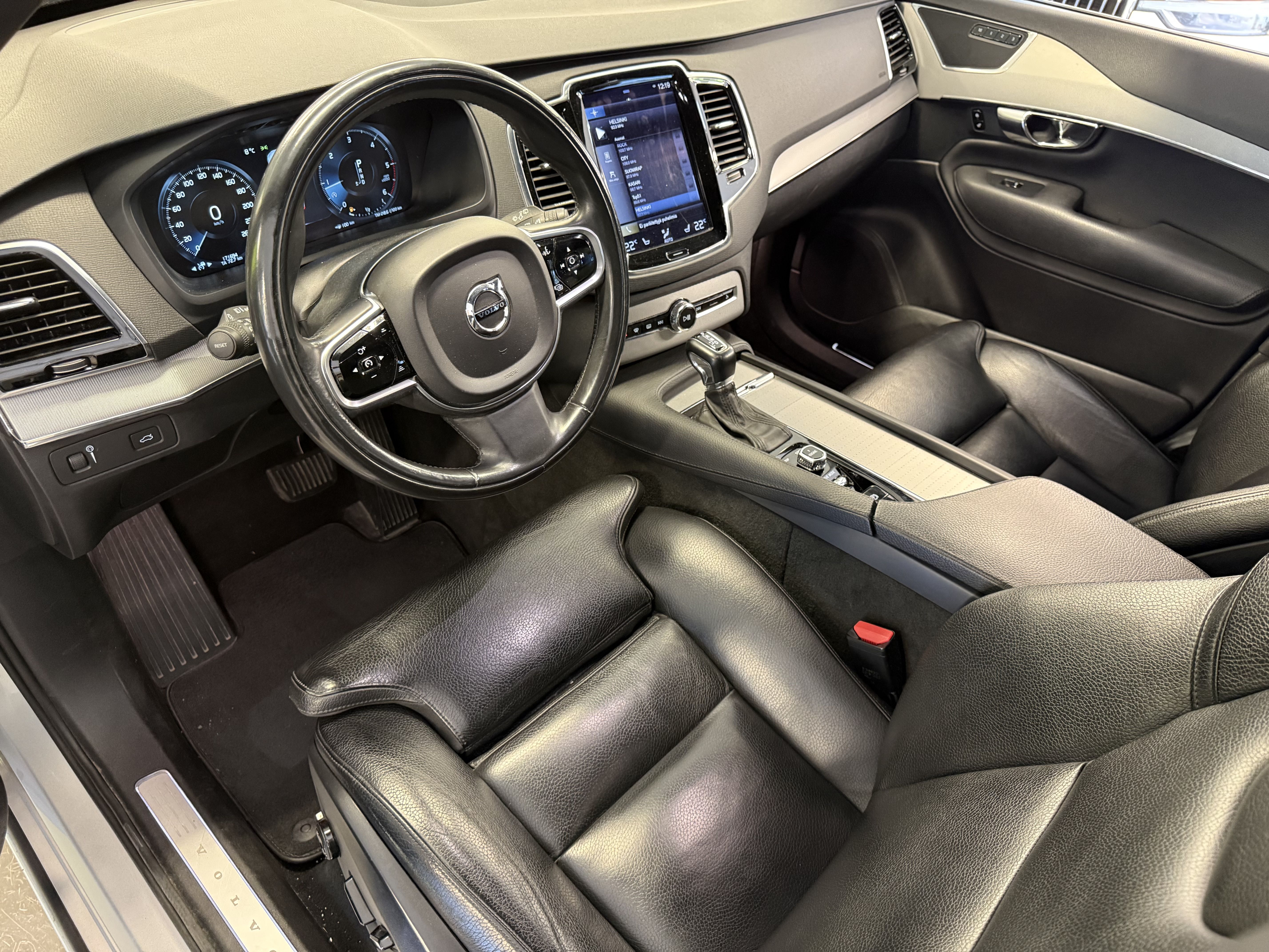 Volvo XC90 2016