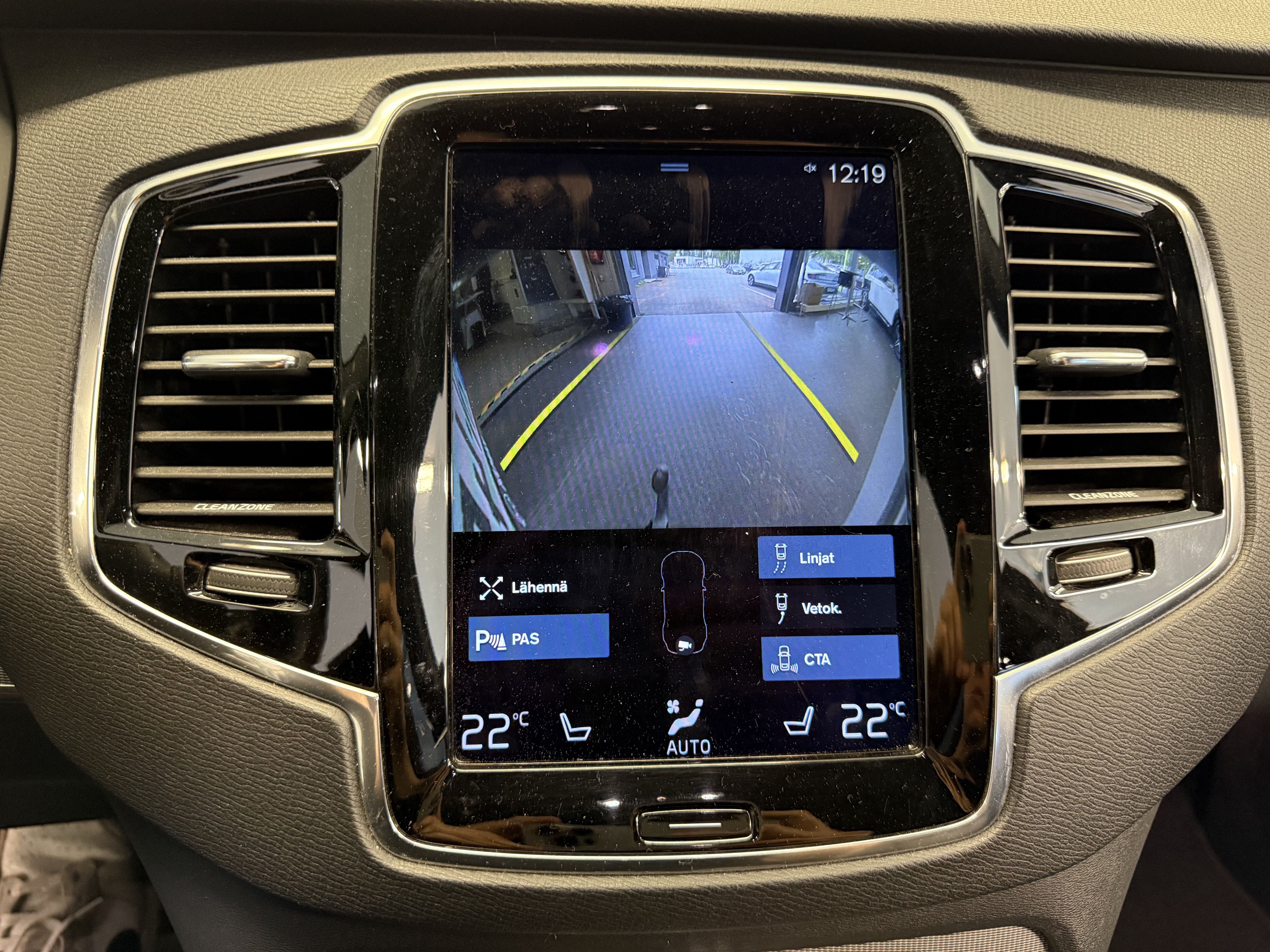 Volvo XC90 2016