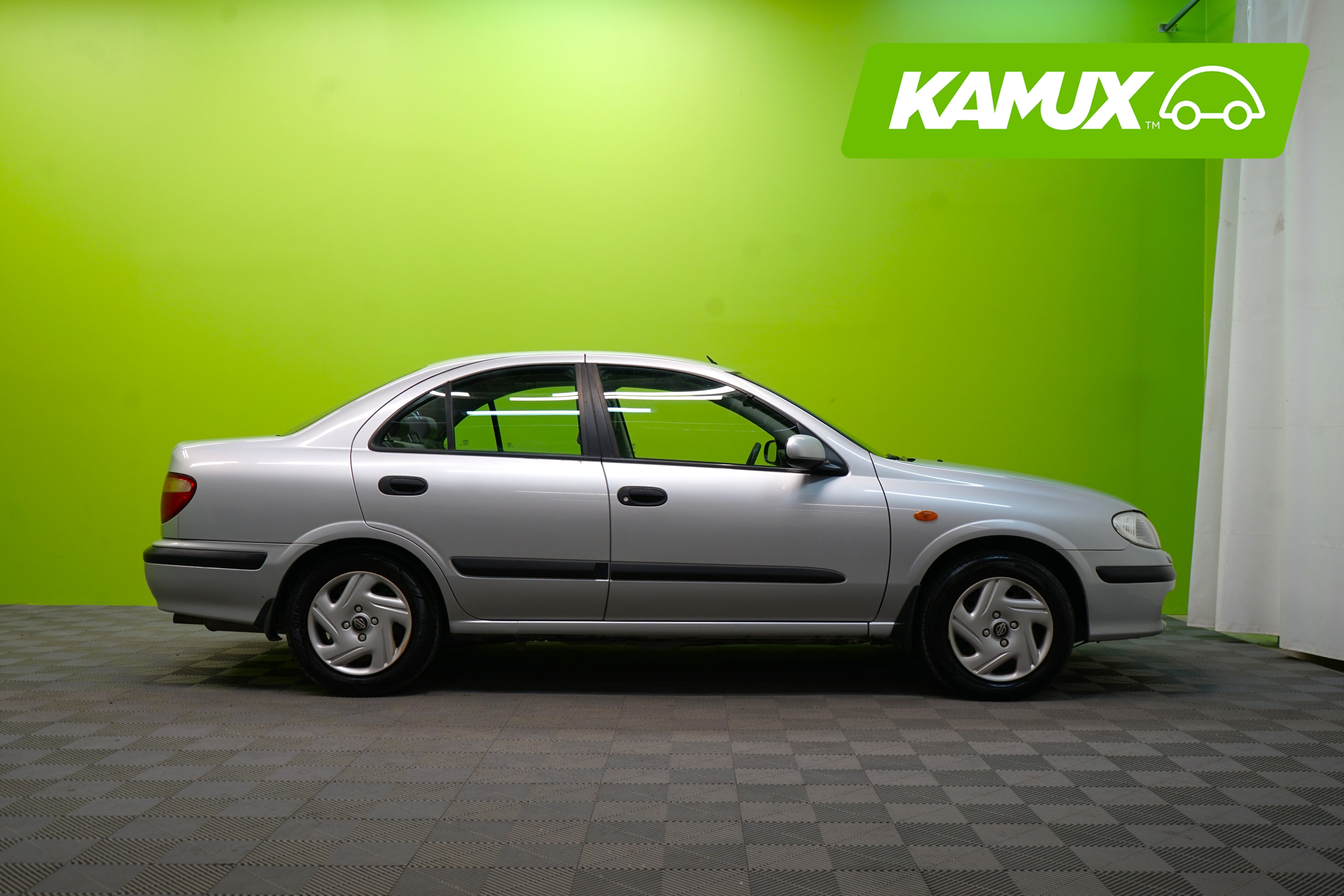 Nissan Almera 2002