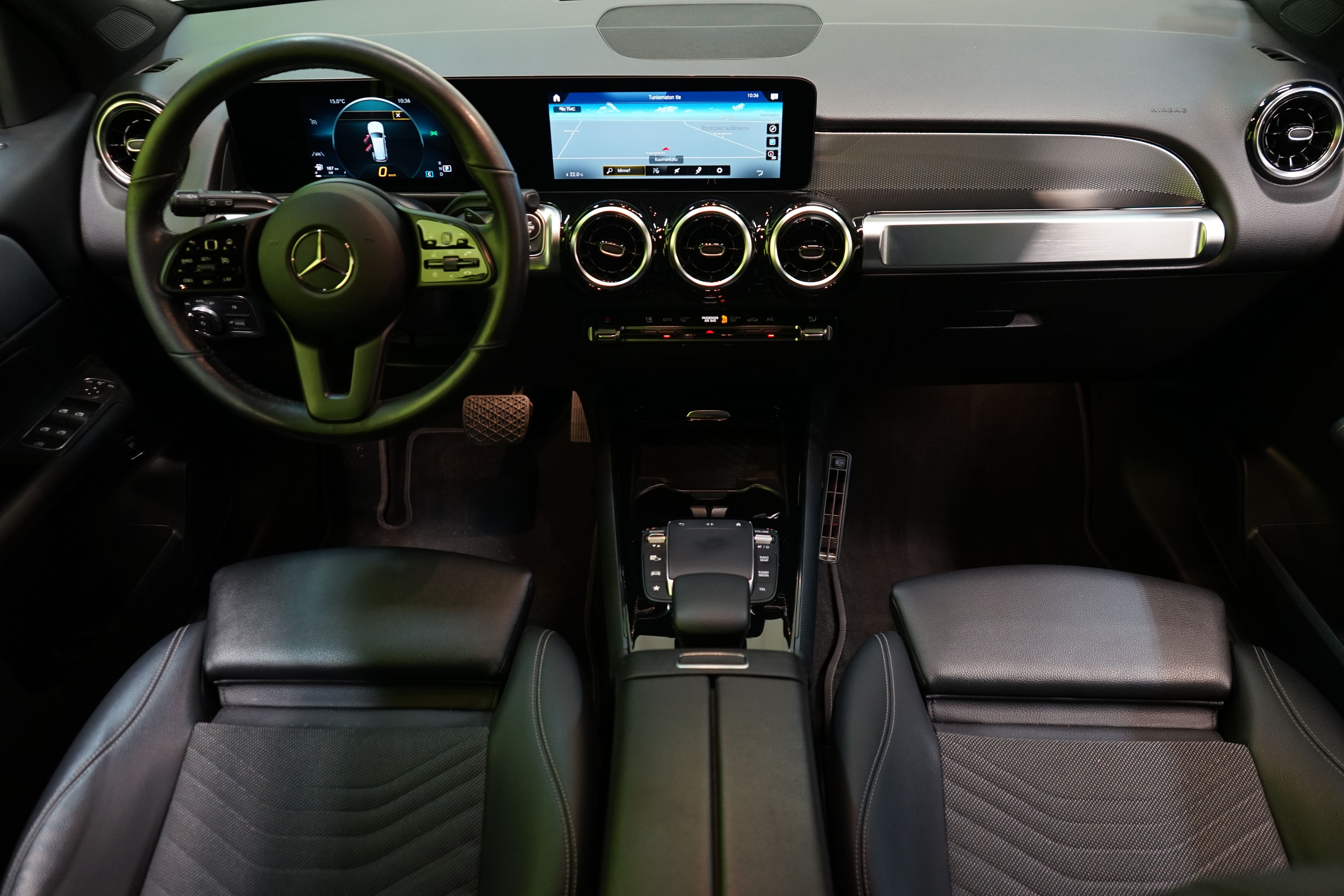 Mercedes-Benz GLB 2021