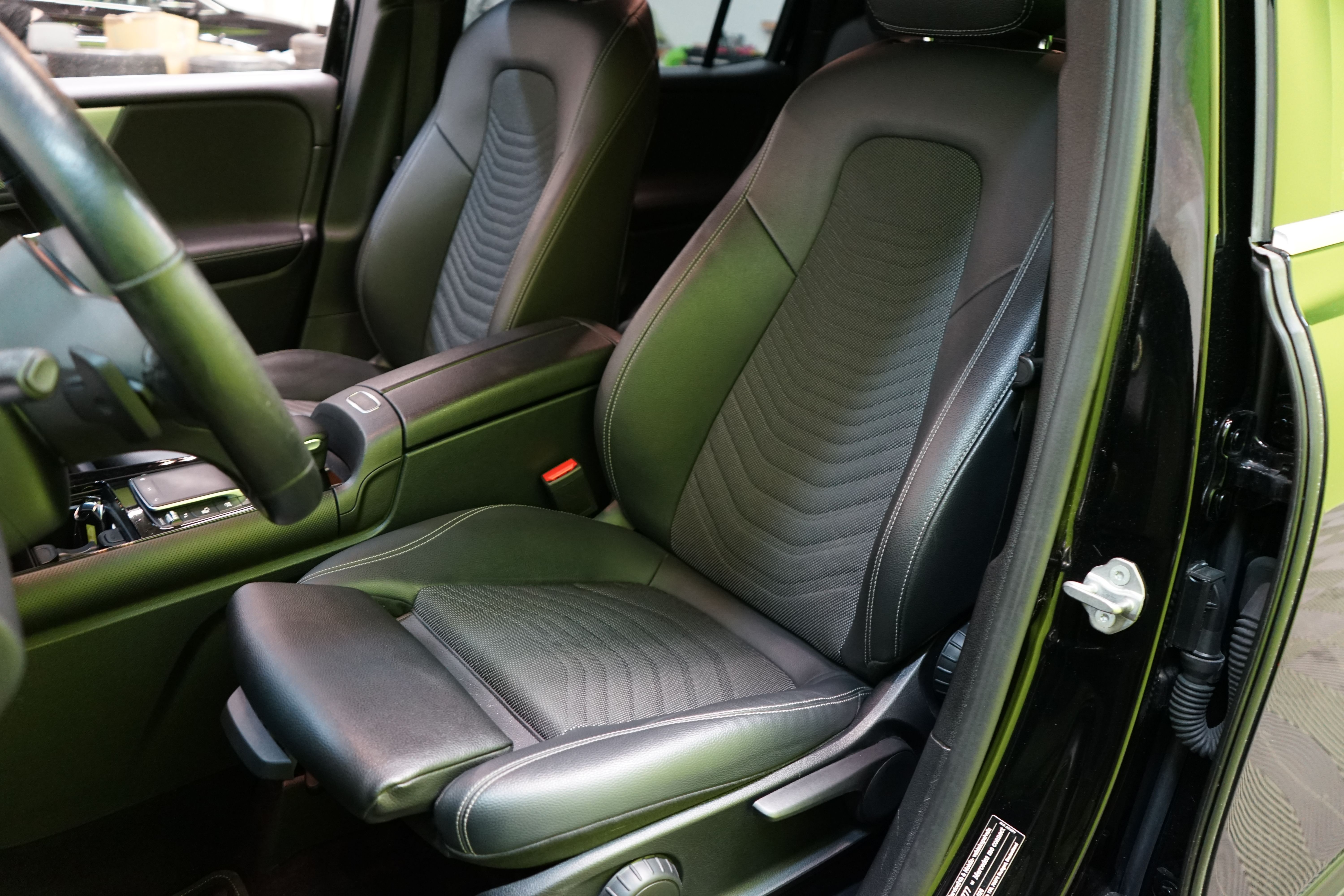 Mercedes-Benz GLB 2021