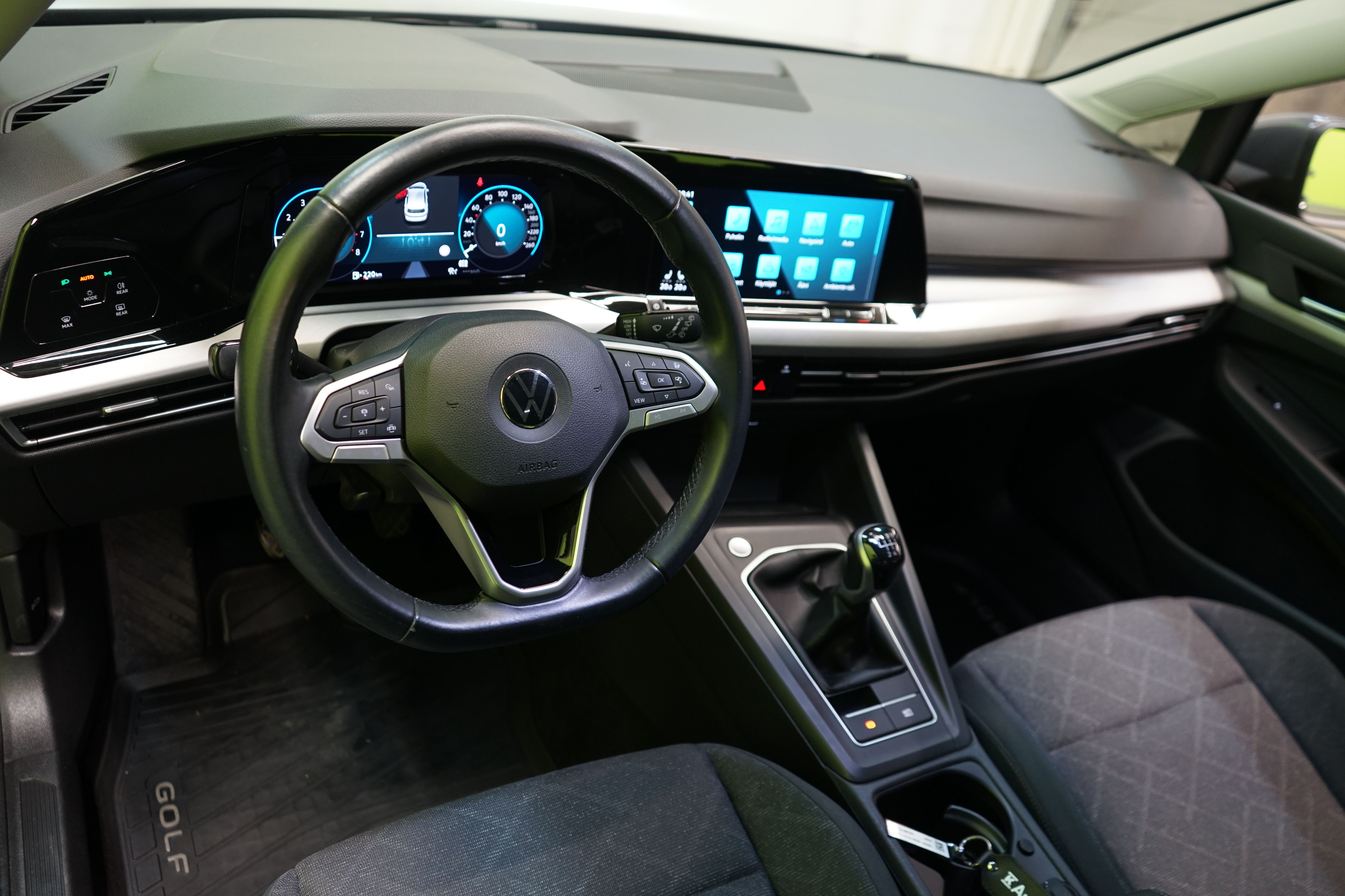 Volkswagen Golf 2021