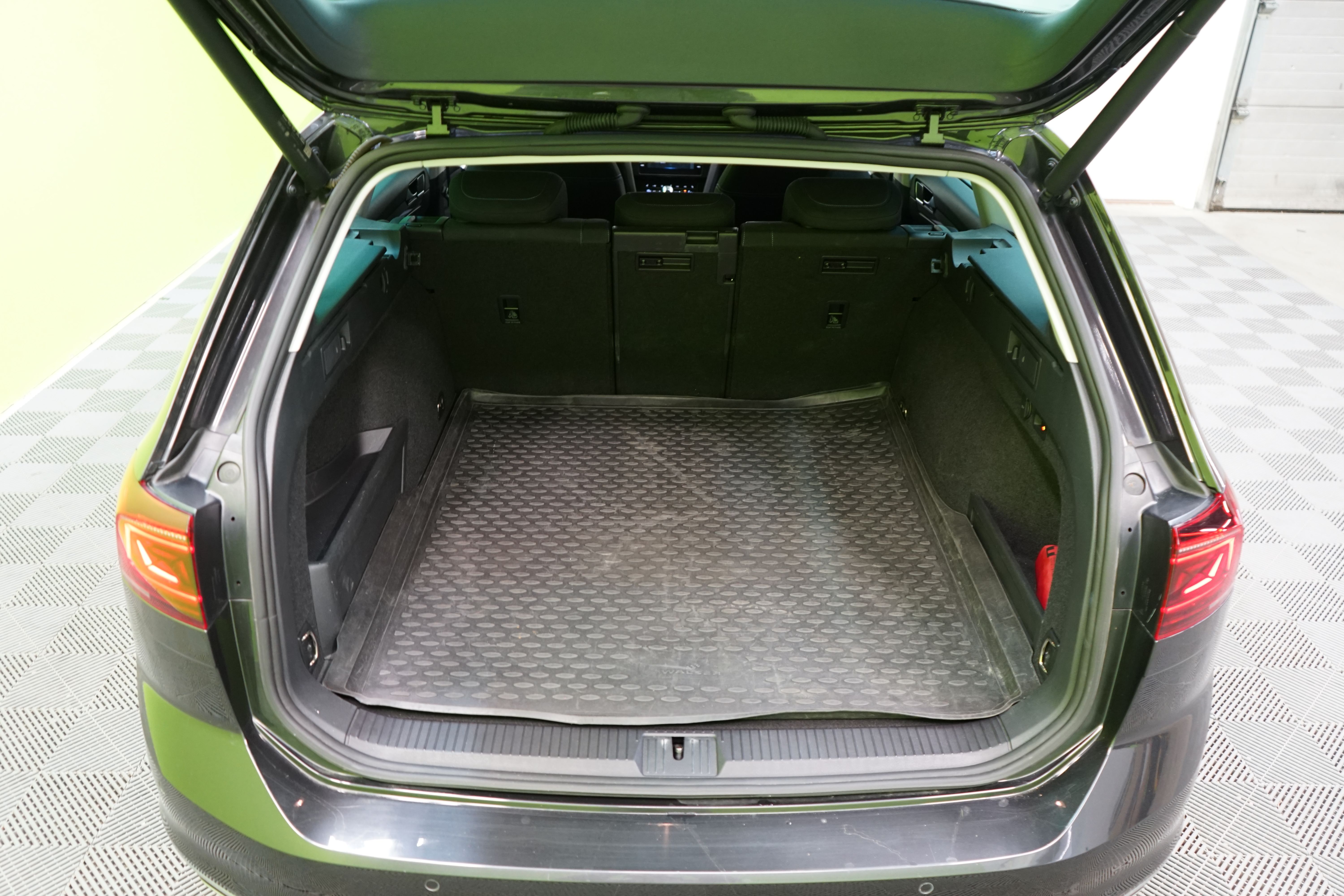 Volkswagen Passat 2022