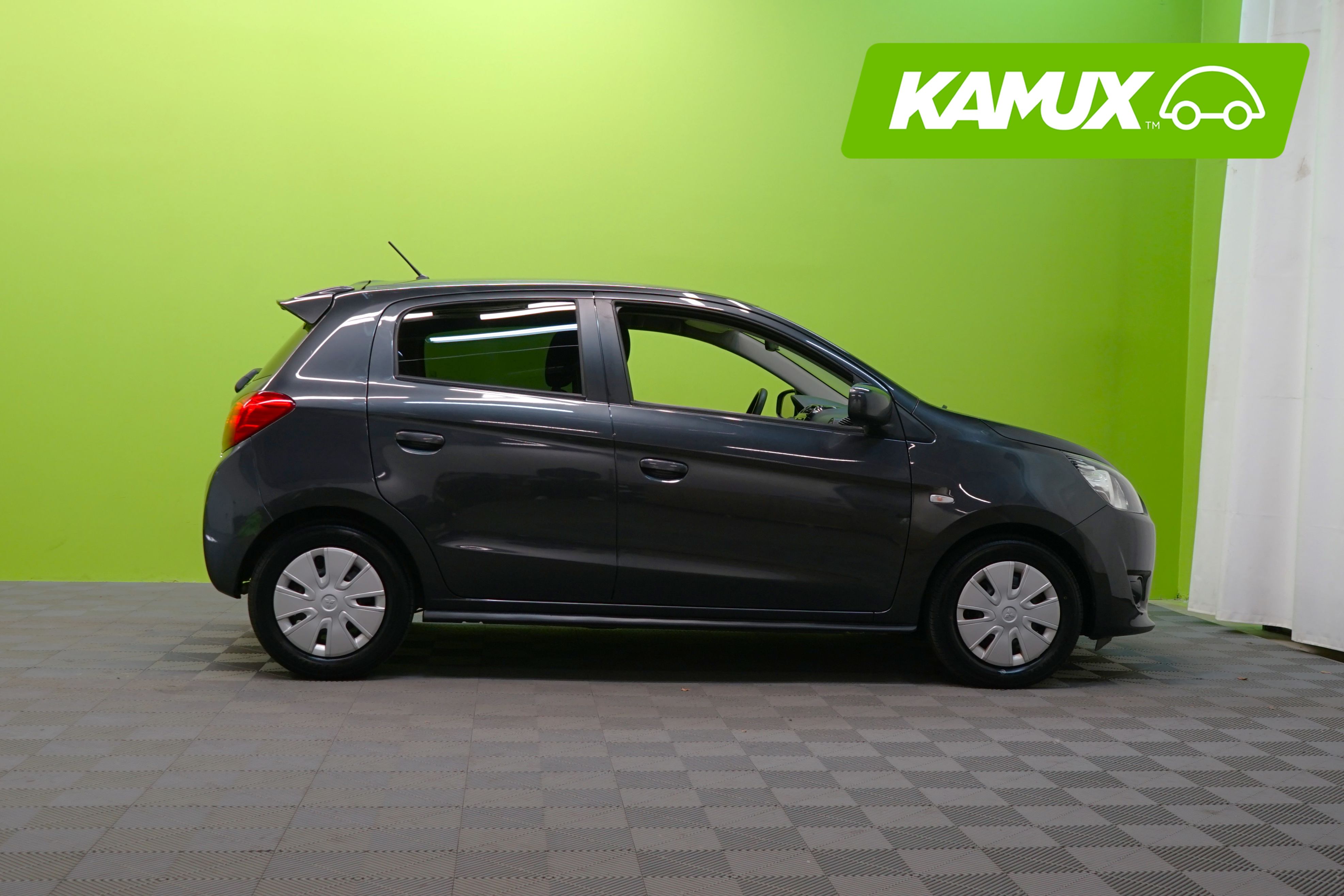 Mitsubishi Space Star 2015