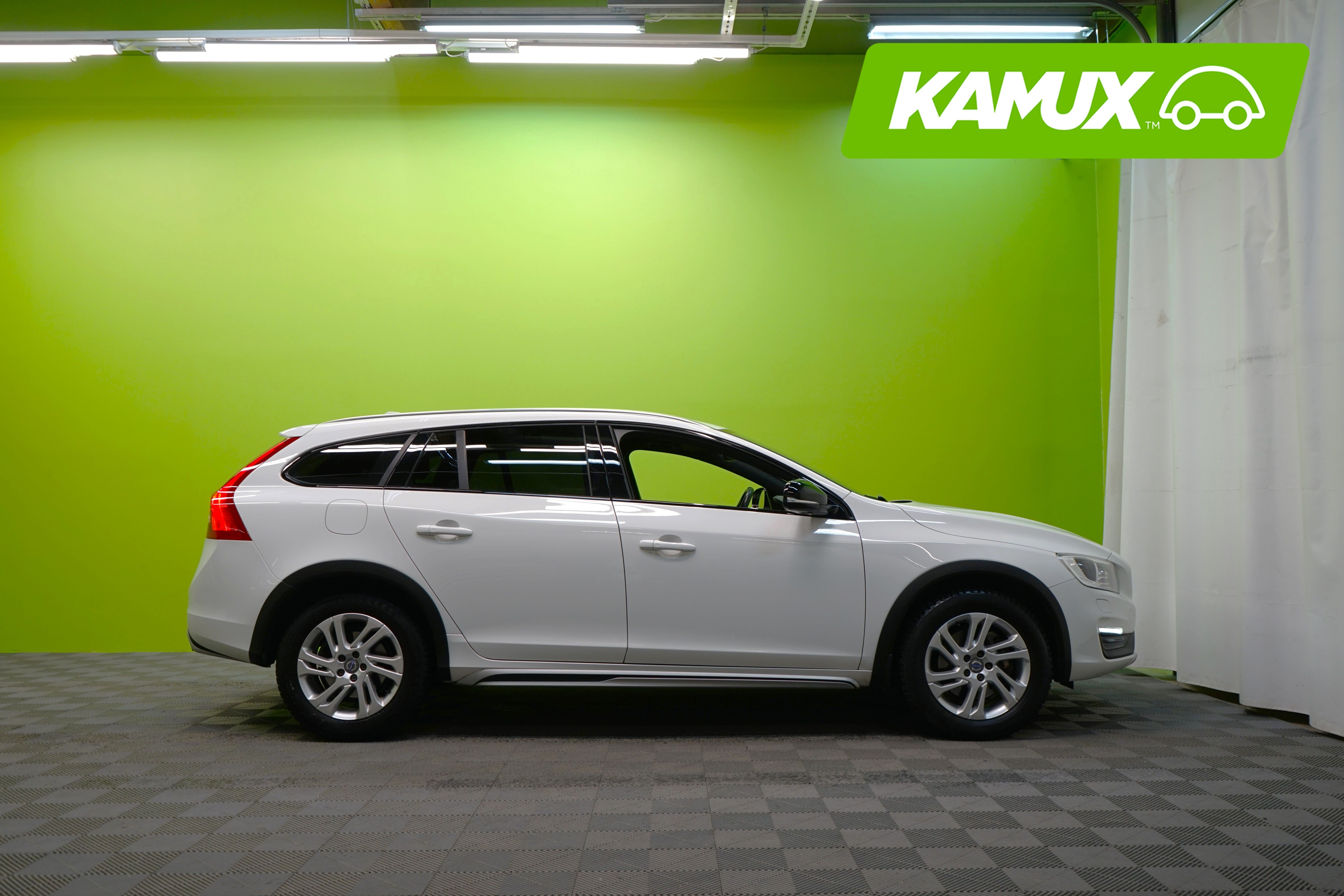 Volvo V60 Cross Country 2018