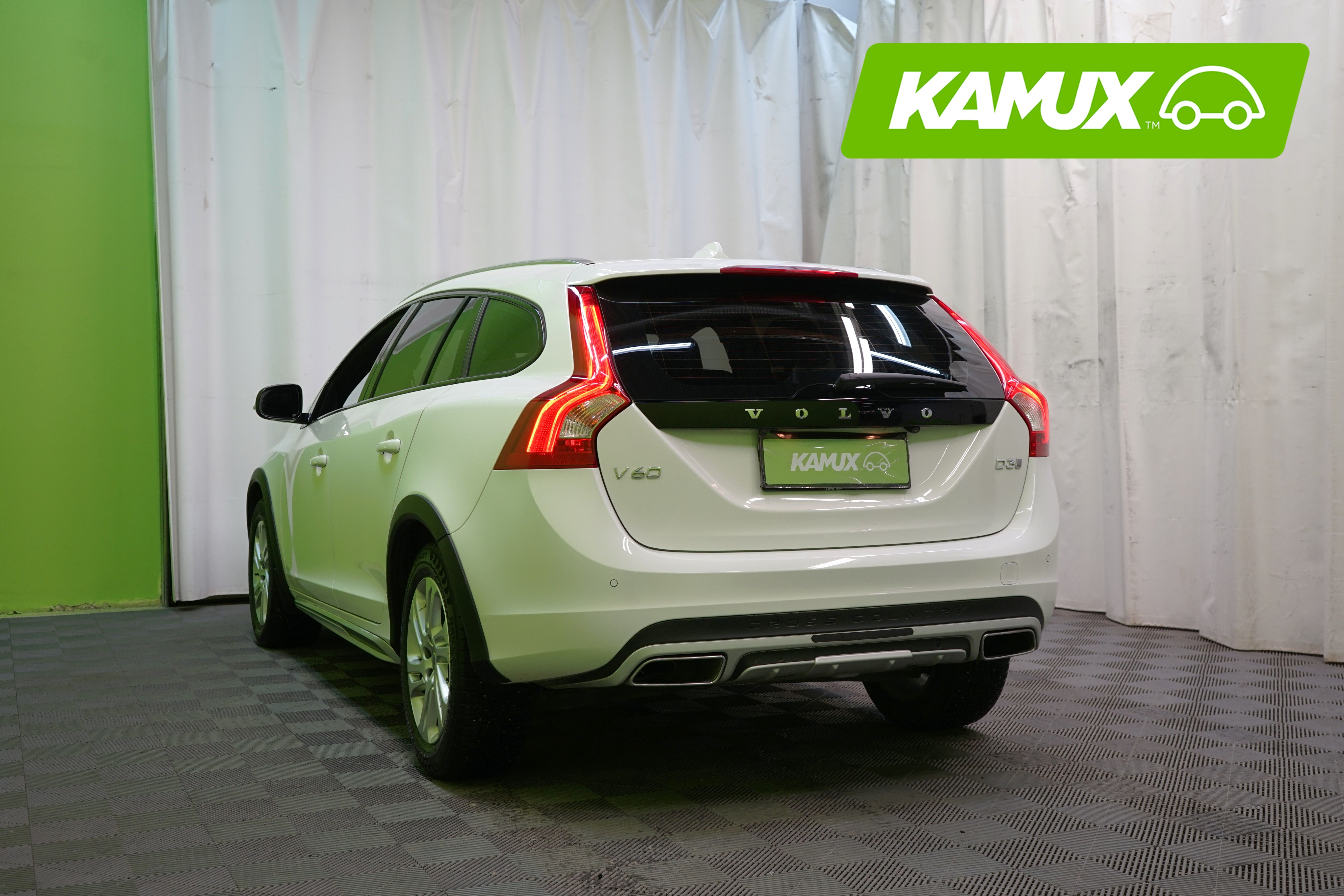 Volvo V60 Cross Country 2018