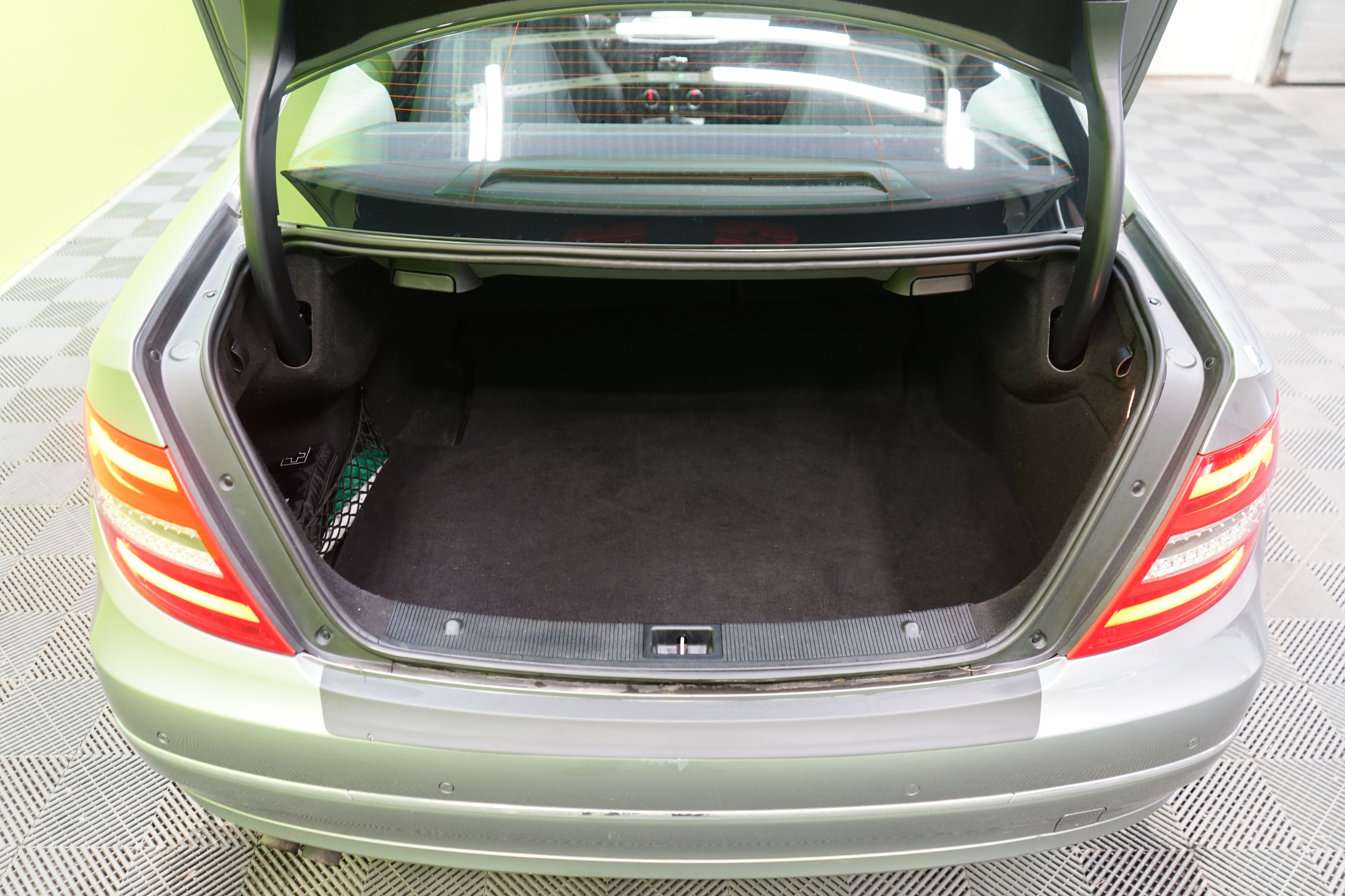 Mercedes-Benz C 2012
